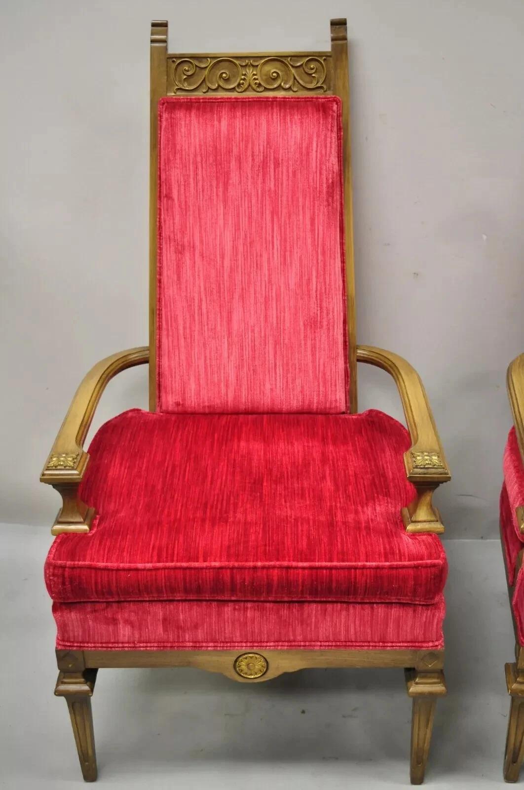 Vintage Italian Hollywood Regency Red High Back Lounge Arm Chairs - ein Paar im Zustand „Gut“ im Angebot in Philadelphia, PA