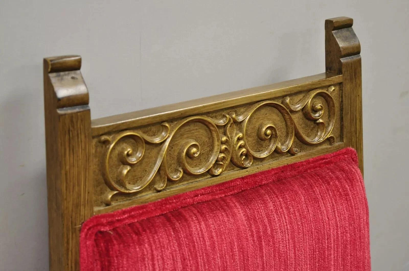 Vintage Italian Hollywood Regency Red High Back Lounge Arm Chairs - ein Paar (Stoff) im Angebot