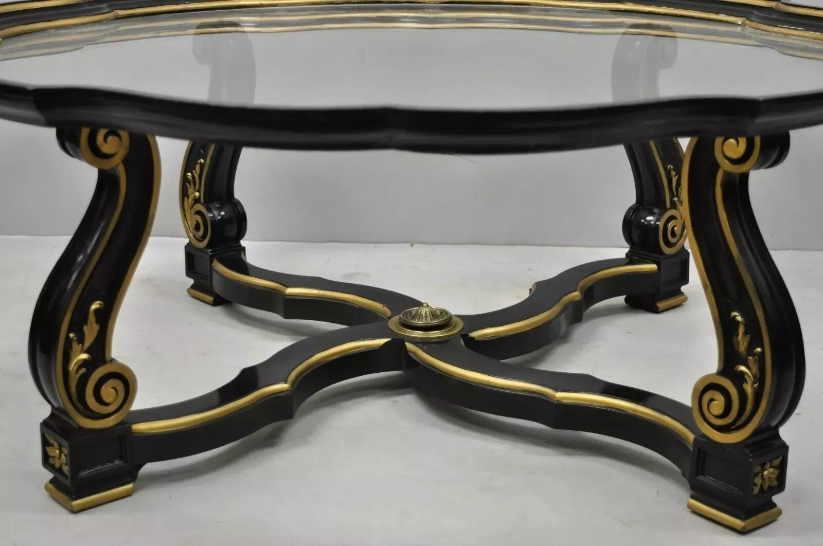 Inconnu Table basse à plateau en verre noir et doré, style Hollywood Regency italien vintage en vente
