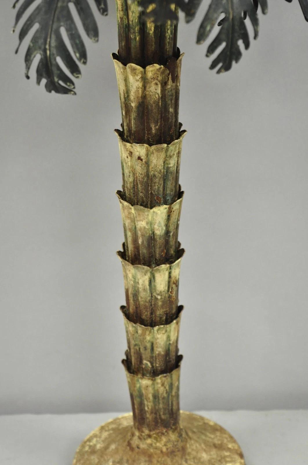 Vintage Italian Hollywood Regency Tole Metal Tropical Palm Tree Table Lamp For Sale 1