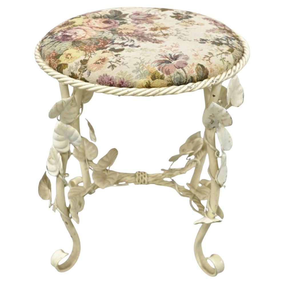Vintage Italienisch Hollywood Regency Weiß Metall Seil Floral Vanity Bank Hocker