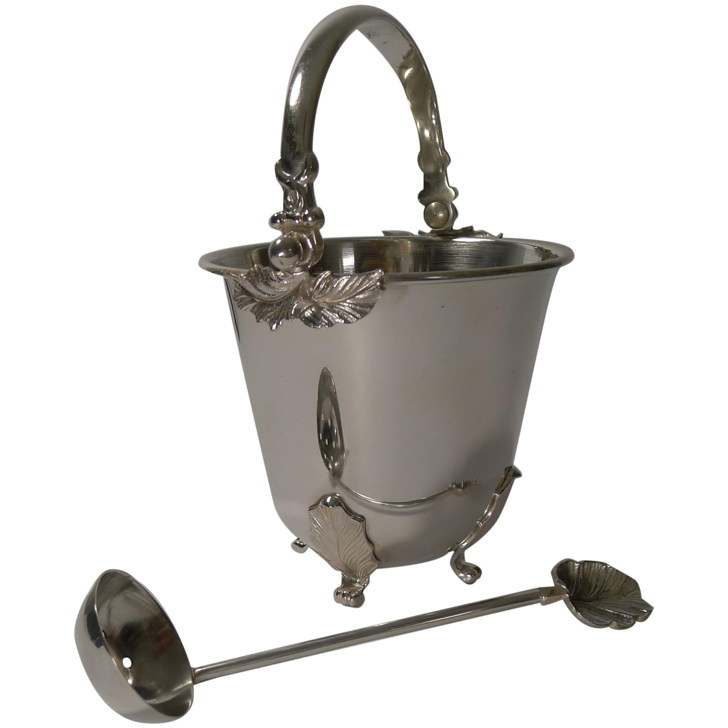Cubitera y cuchara escurridora italianas vintage de Macabo, hacia 1950