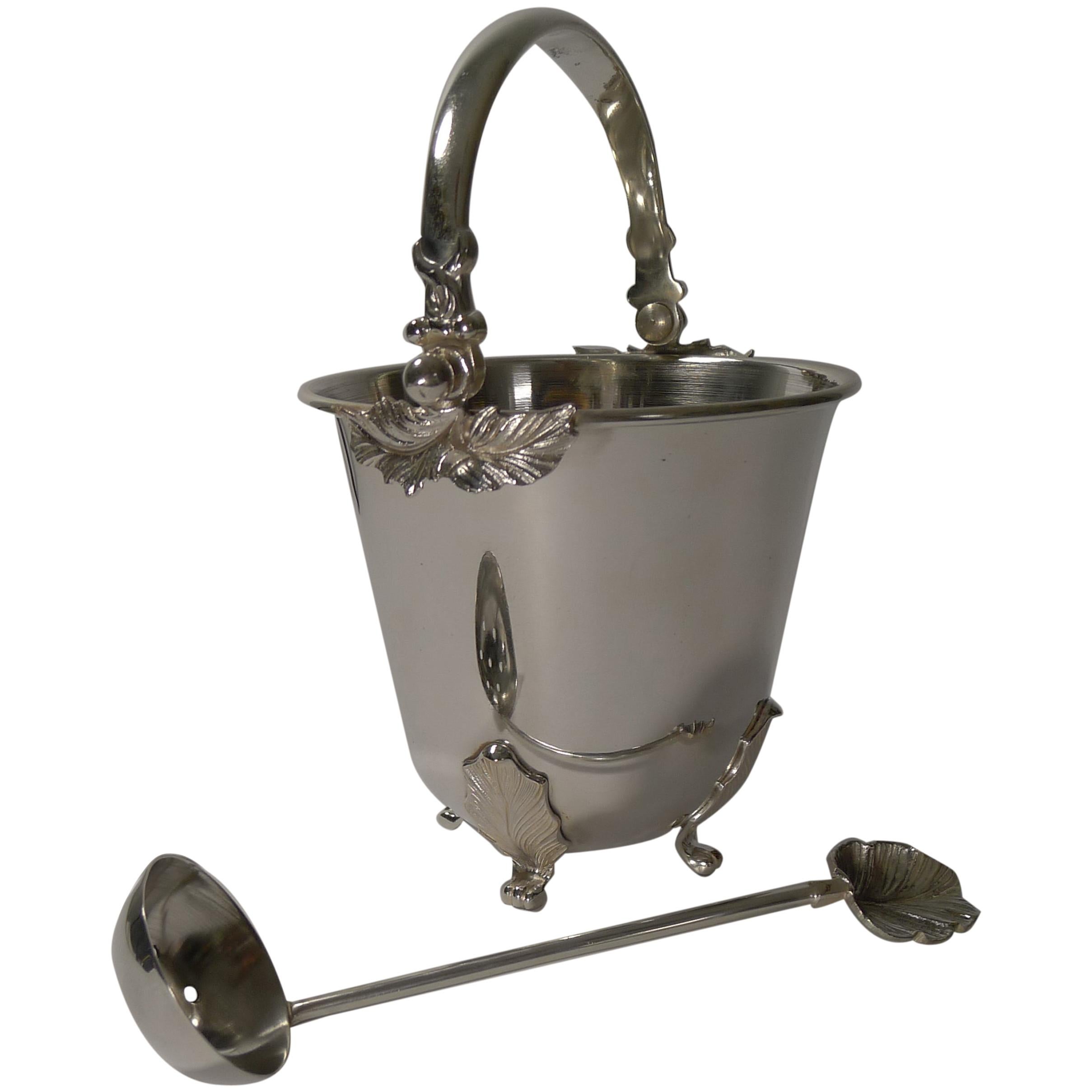 Vintage Italian Ice Bucket and Draining Spoon by Macabo, circa 1950 For Sale