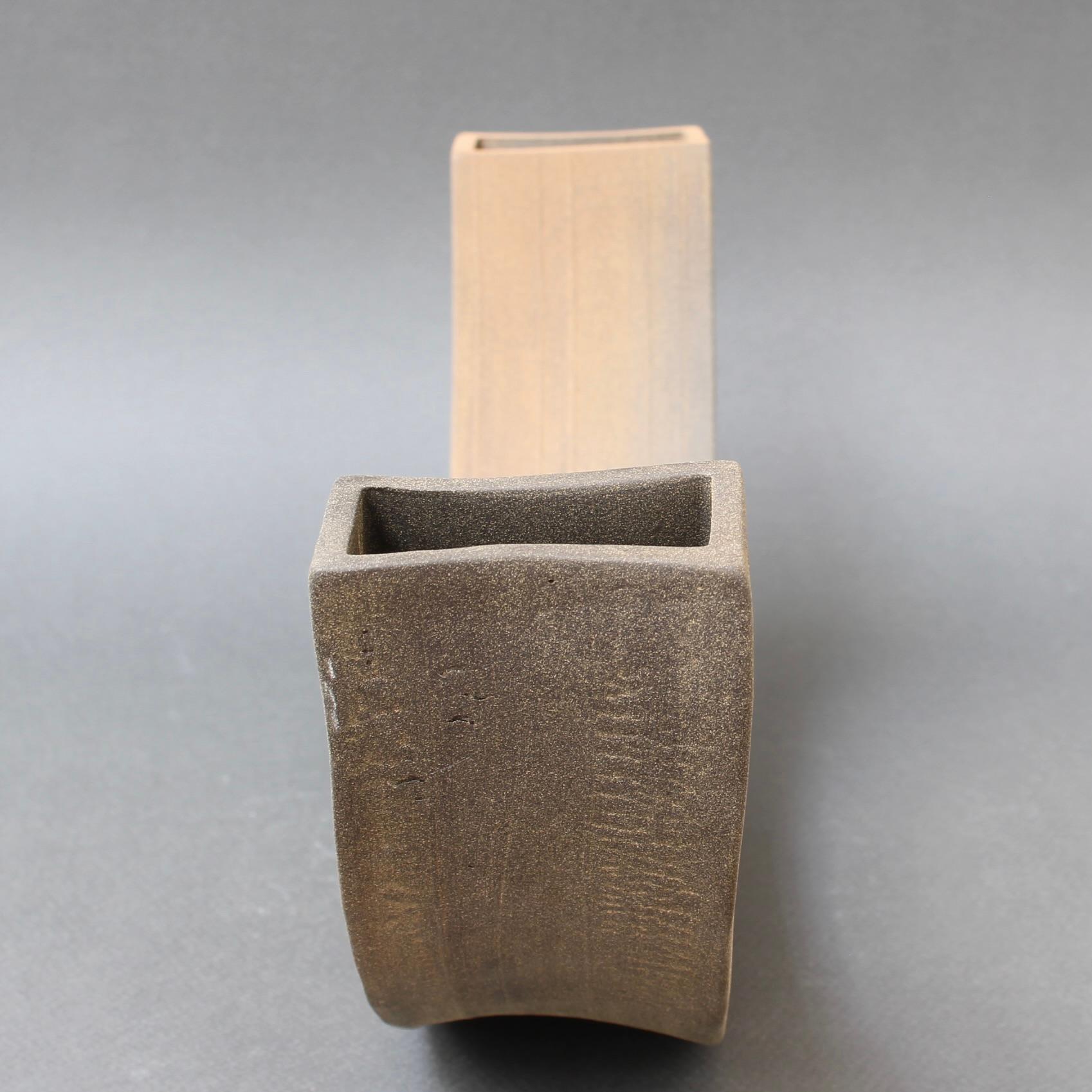 Industriale Vaso / Scultura in ceramica stile industriale italiano vintage di Alessio Tasca in vendita