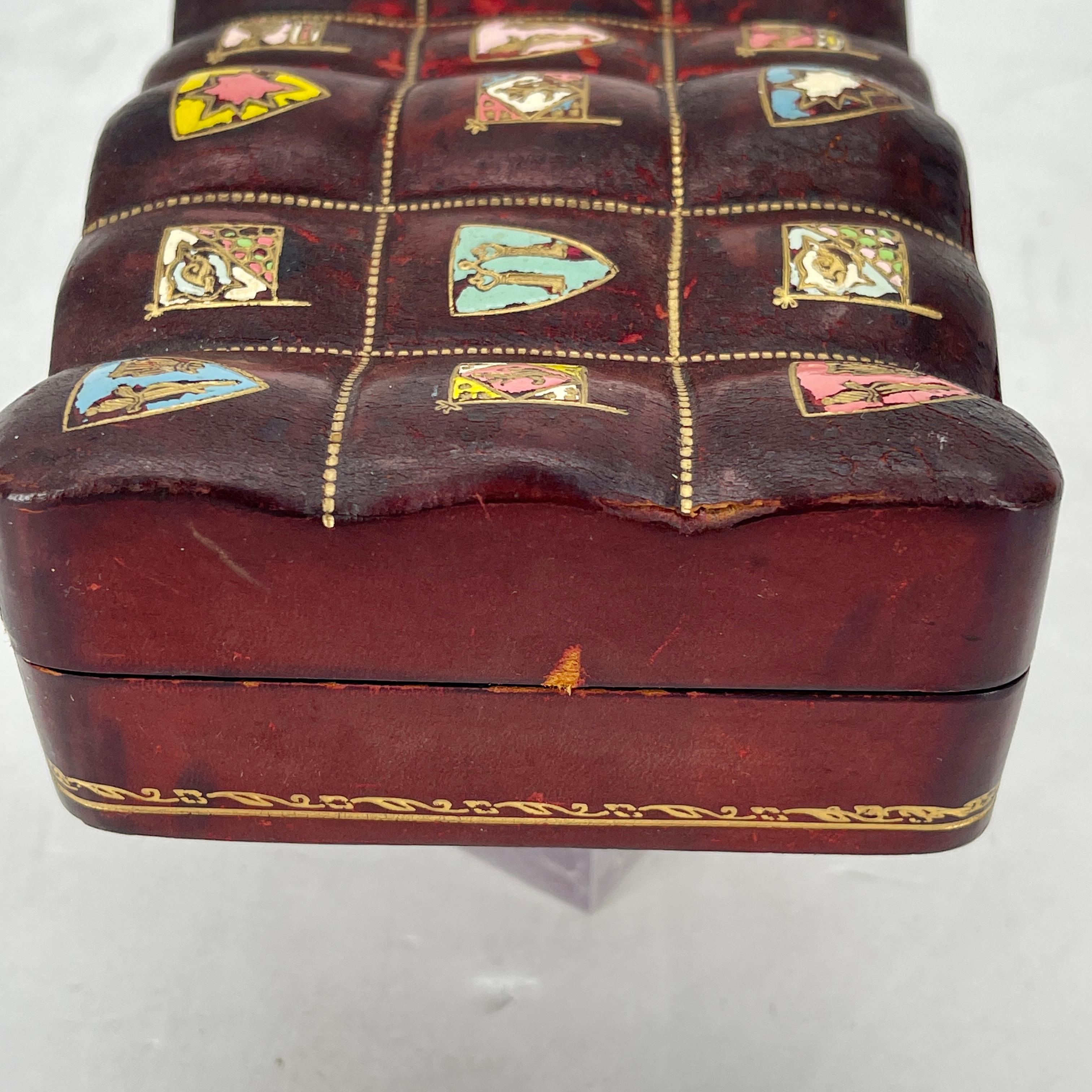 Vintage Italian Jewelry Box in Burgundy Leather, Circa 1950's For Sale 1