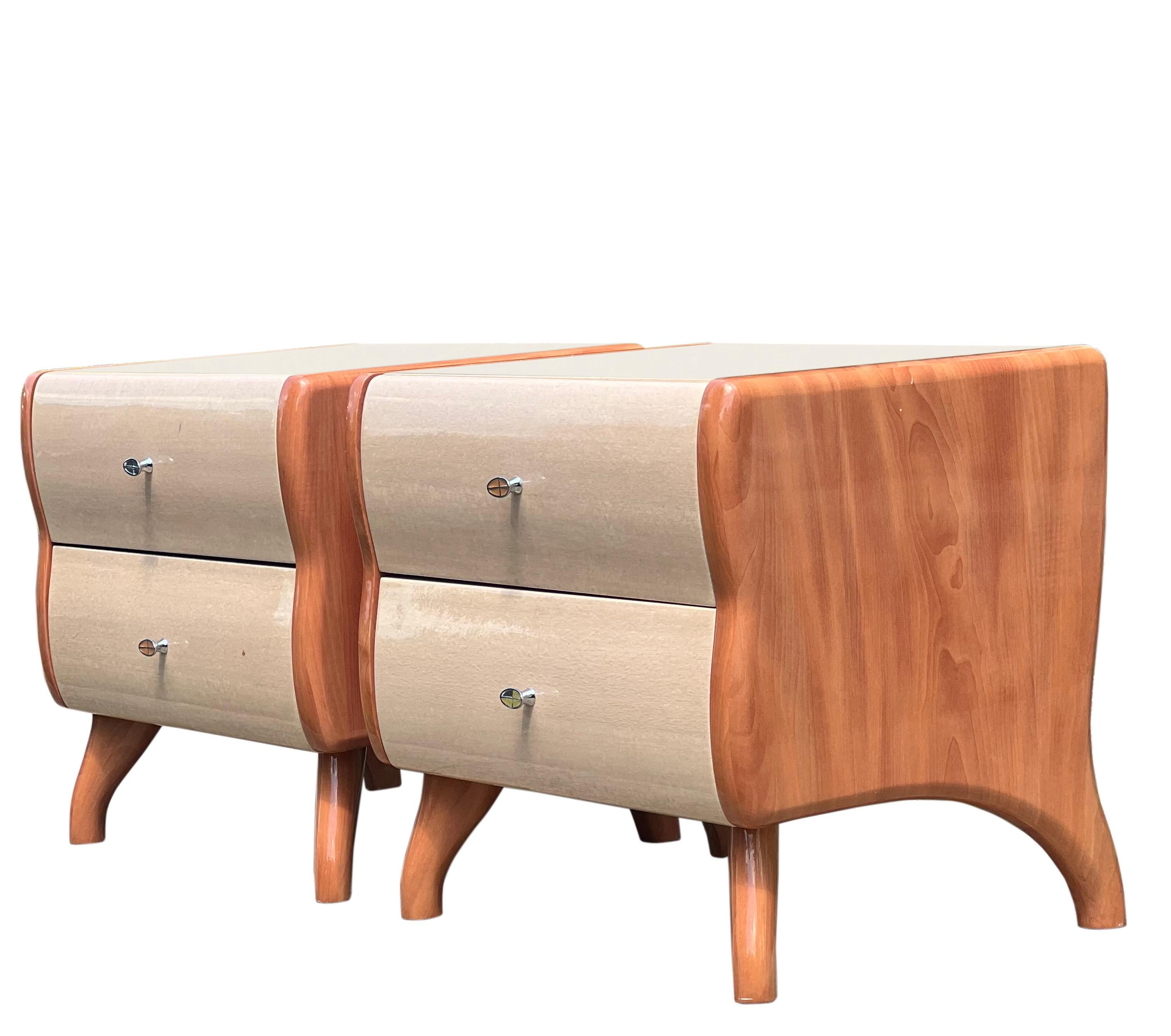 Post-Modern Vintage Italian Lacquered Two-Tone Nightstands, Pair