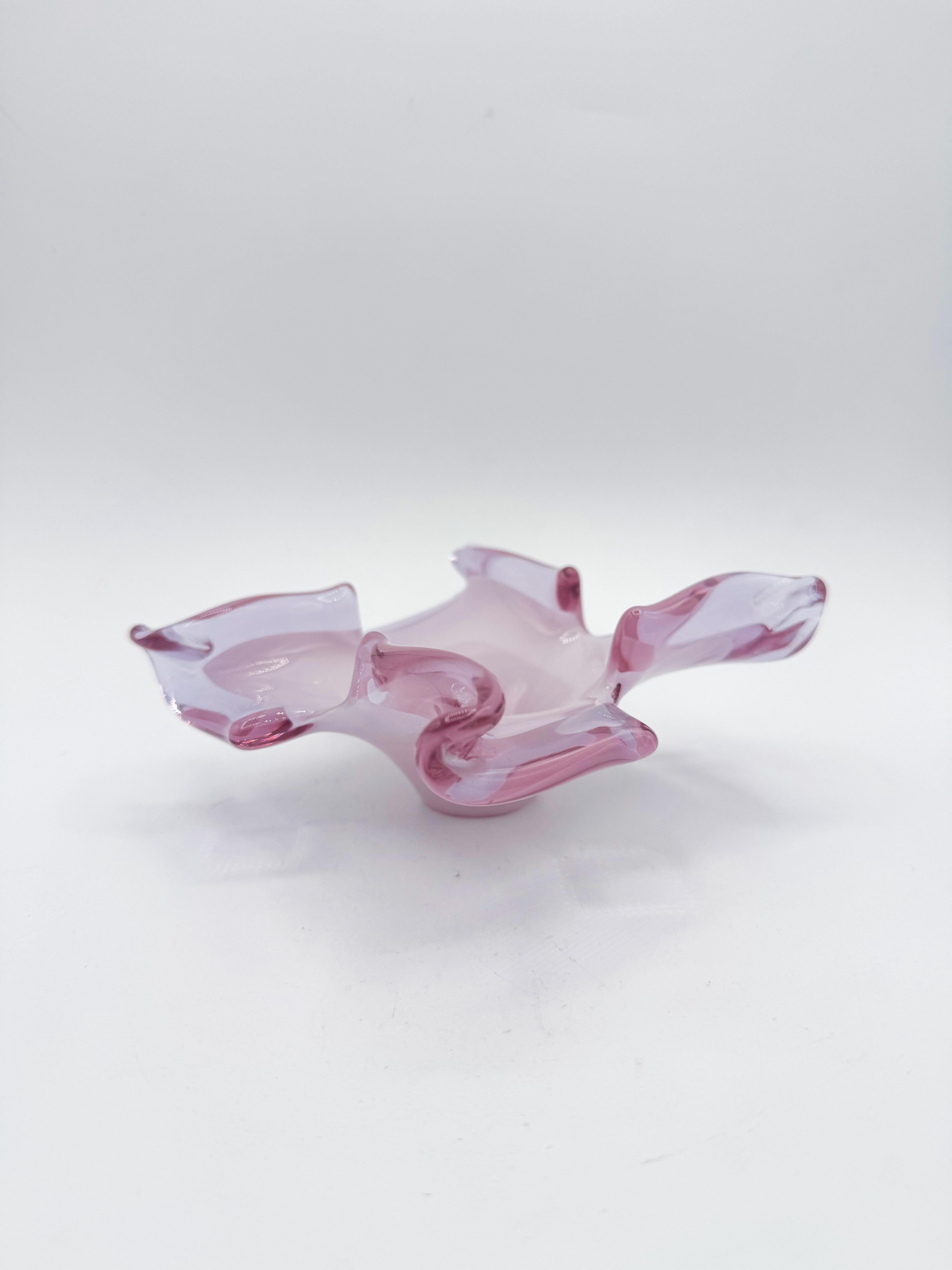 Hand-Crafted Vintage Italian Lavender Art Glass Dish with Swirled Edges by V.A.N. Crystal For Sale