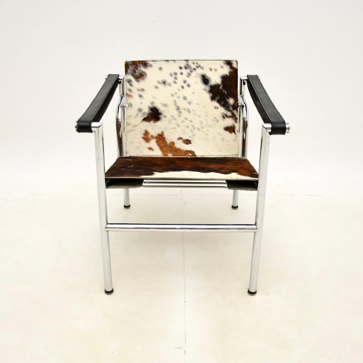 Mid-Century moderno Poltrona italiana d'epoca LC1 di Le Corbusier, Jeanneret, Perriand in vendita