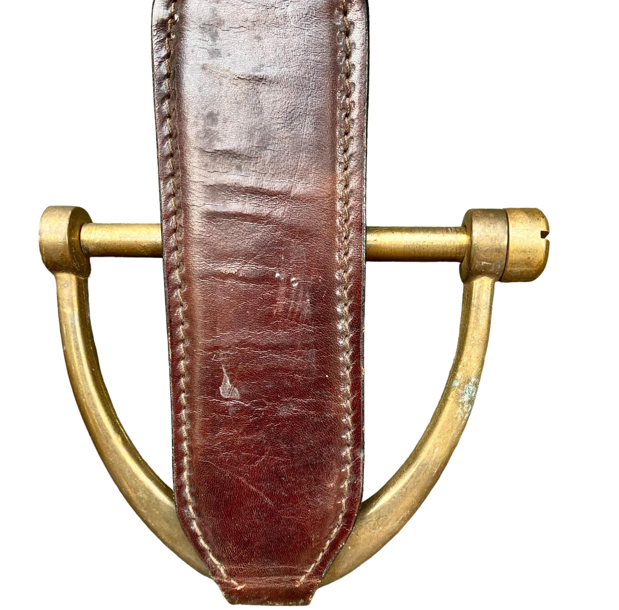 Fine XX secolo Staffa italiana d'epoca in pelle e ottone in vendita