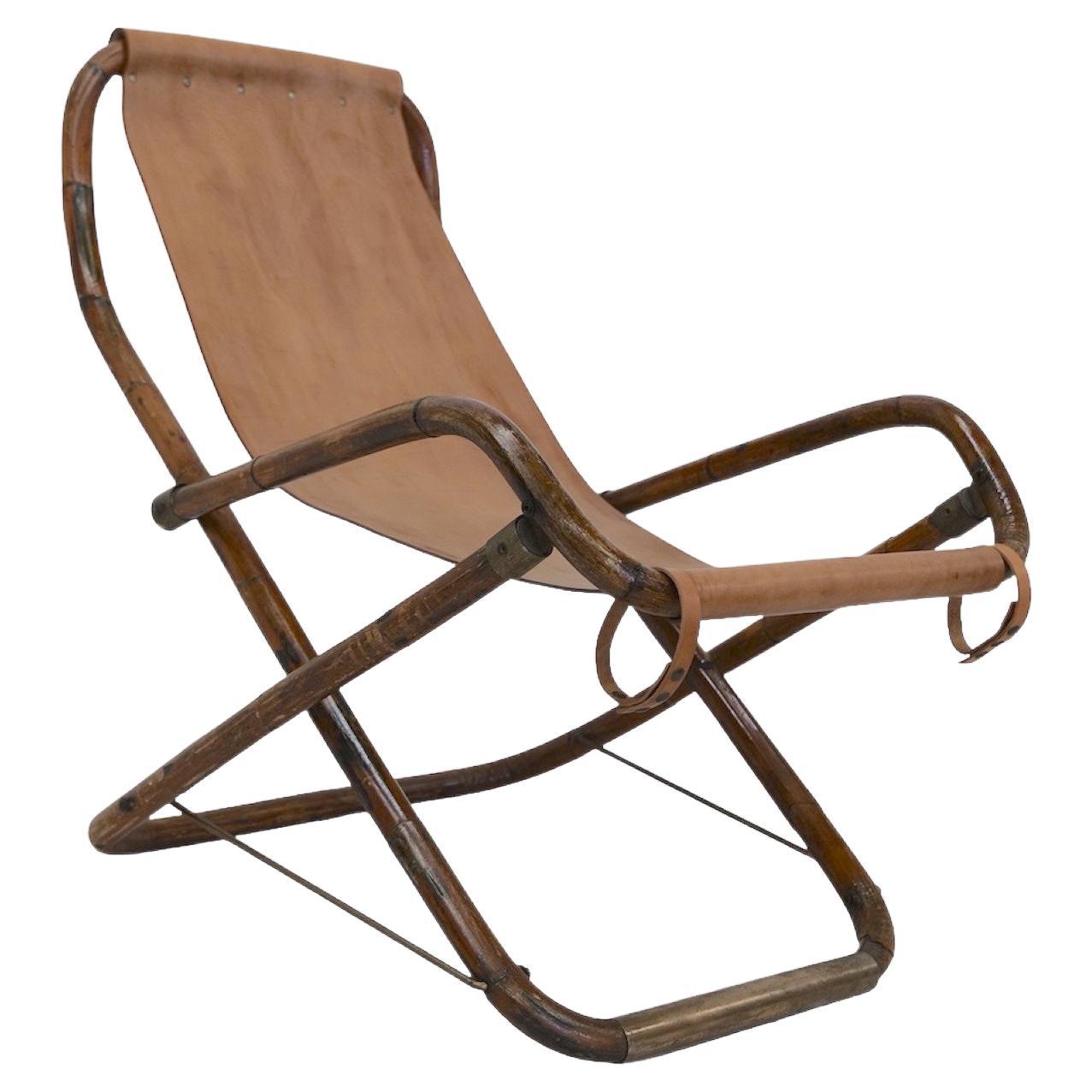 Chaise à bascule italienne vintage en cuir et bois des années 1960 en vente