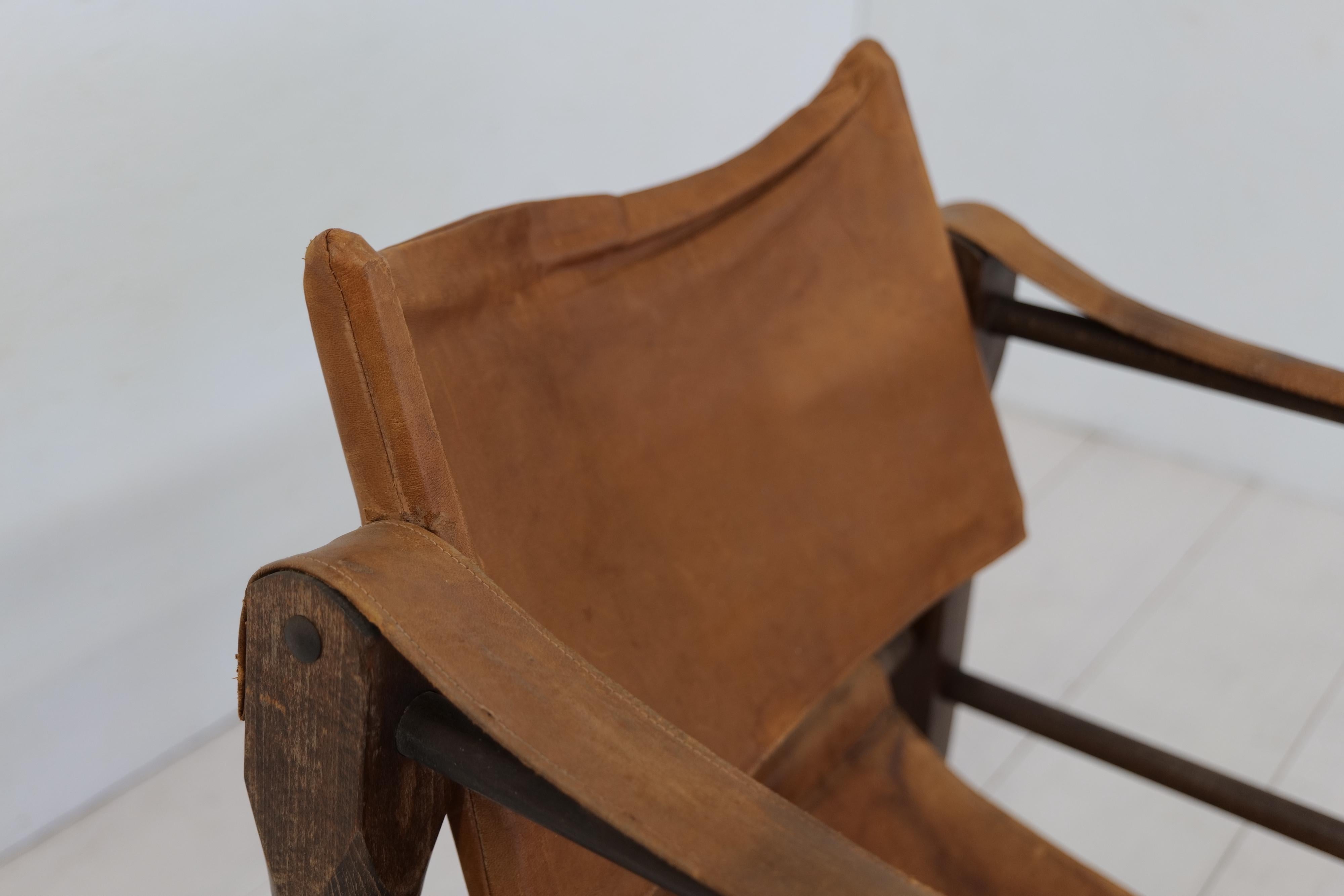 Late 20th Century Vintage Italian Leather and Wood Safari Chair, 1970s For Sale
