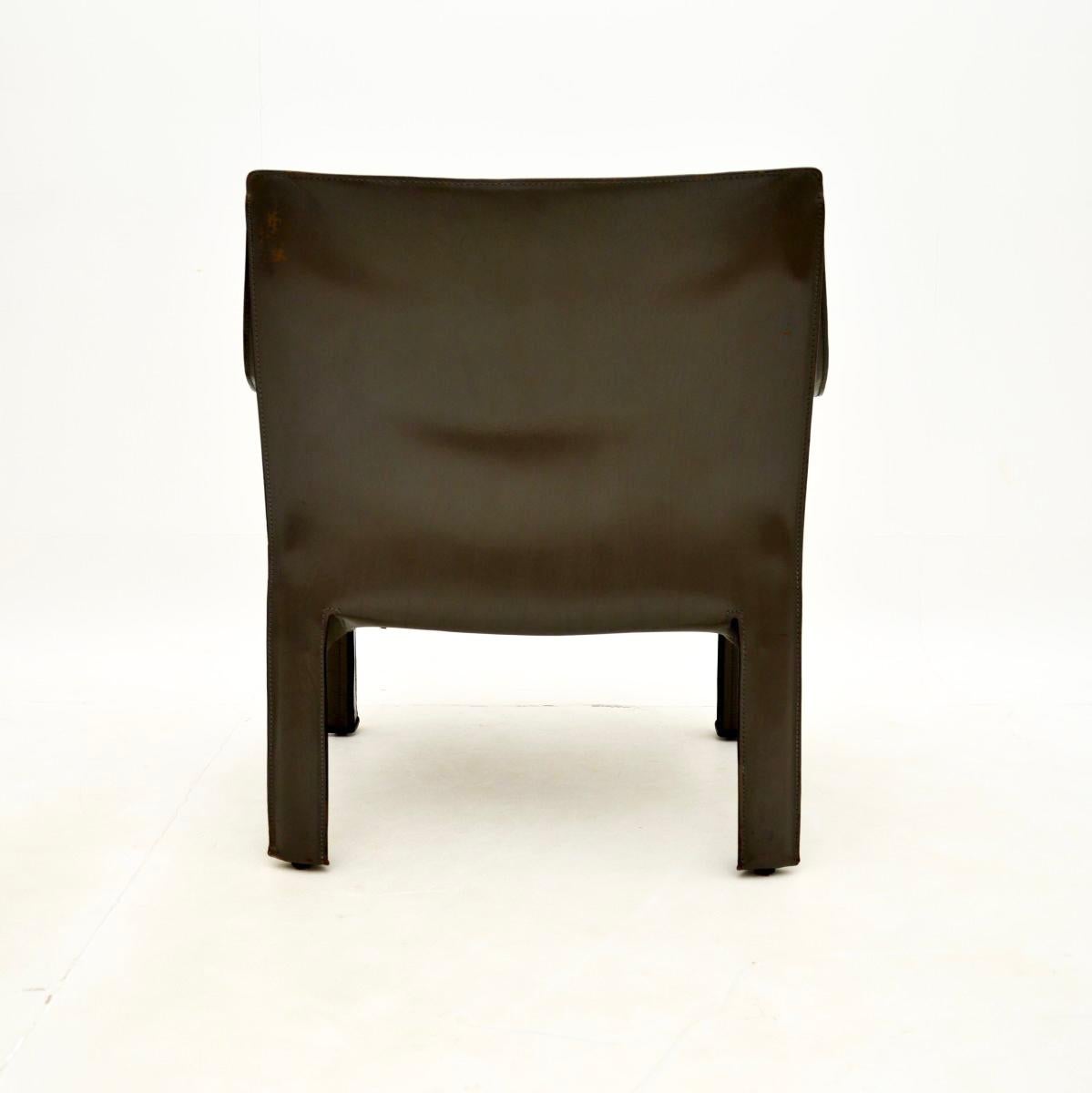 Sillón CAB de cuero italiano vintage de Mario Bellini finales del siglo XX en venta