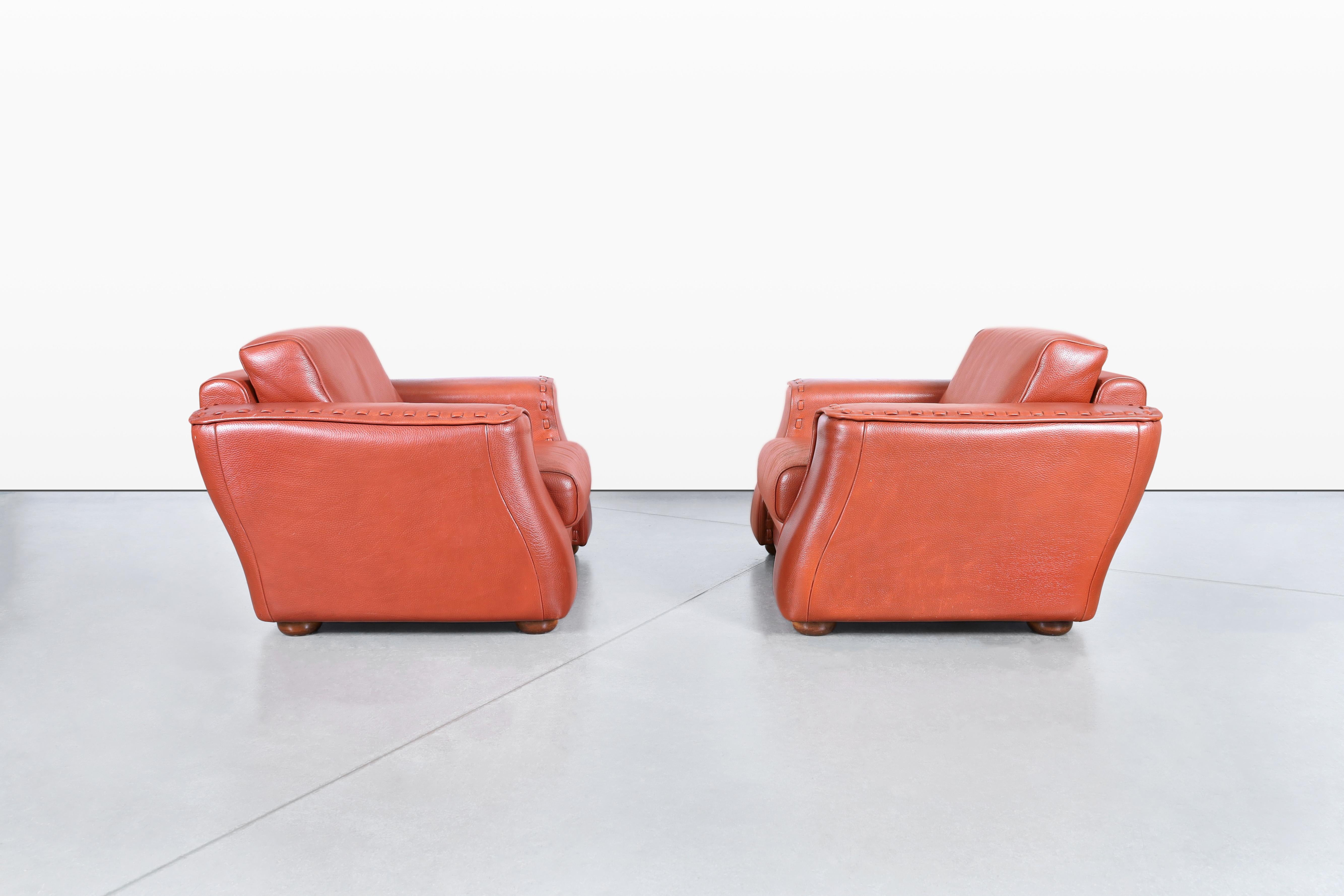 Vintage Italian Leather Club Chairs by Formenti In Good Condition For Sale In North Hollywood, CA