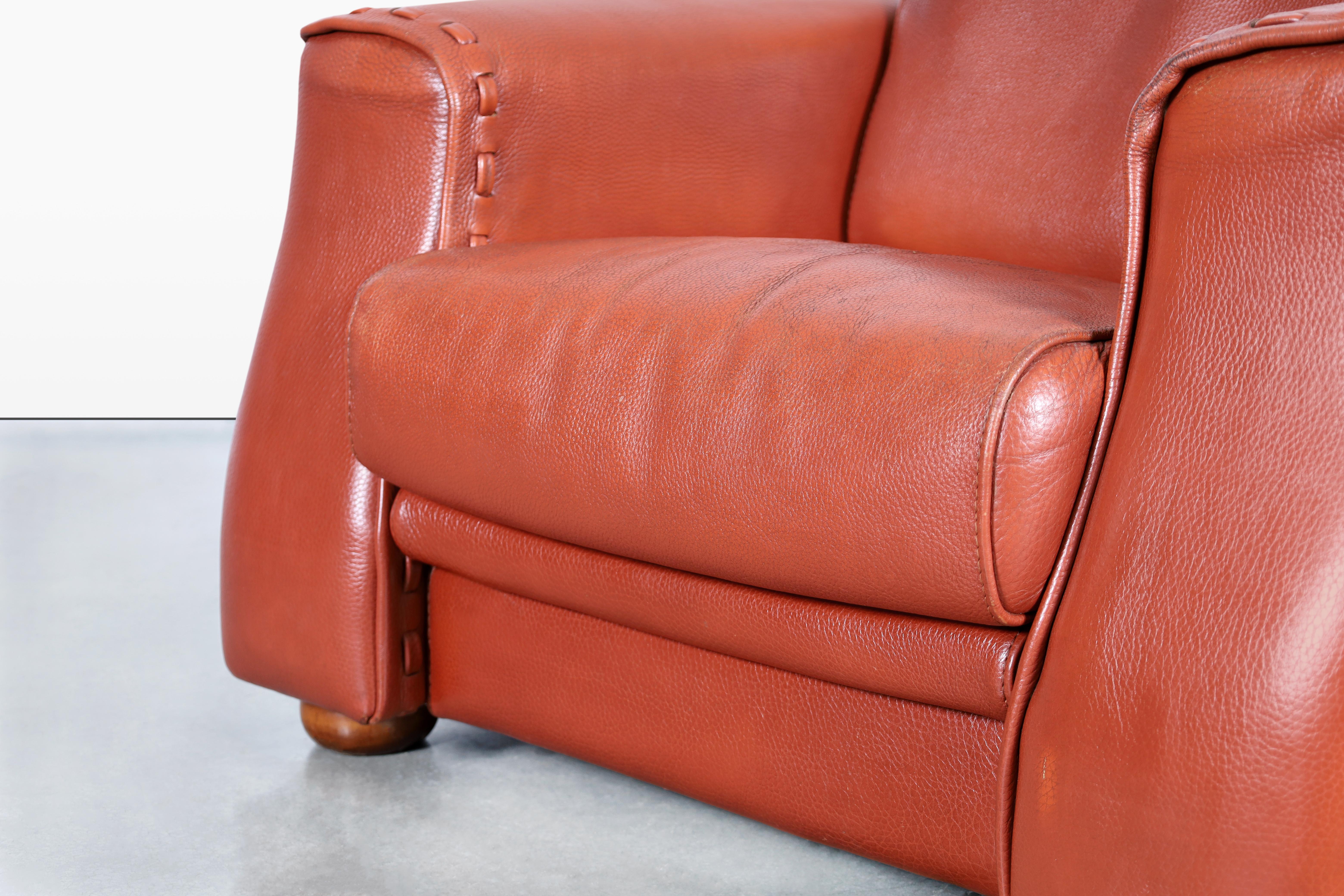Vintage Italian Leather Club Chairs by Formenti For Sale 3