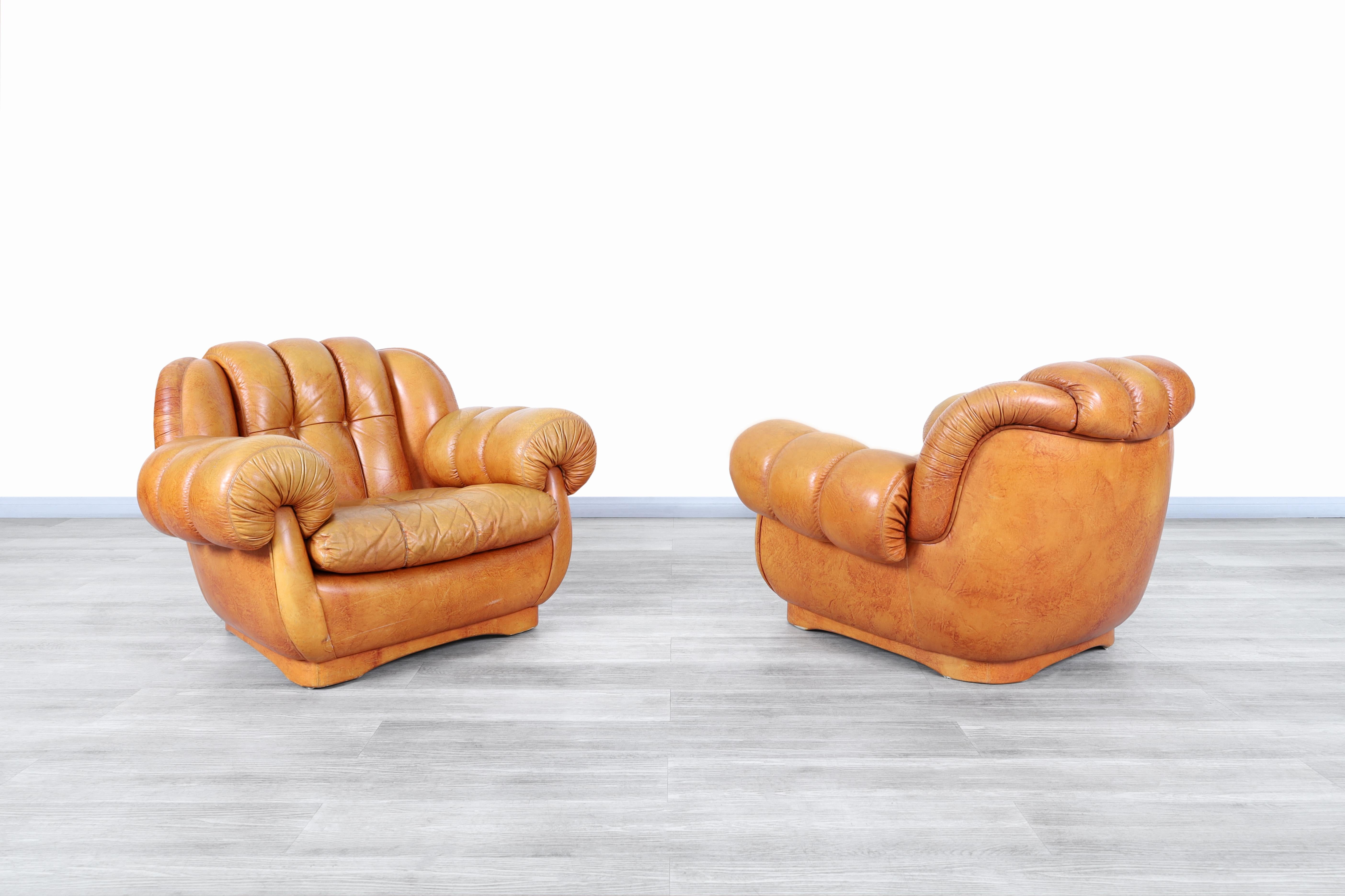 Mid-Century Modern Vintage Italian Leather Lounge Chairs