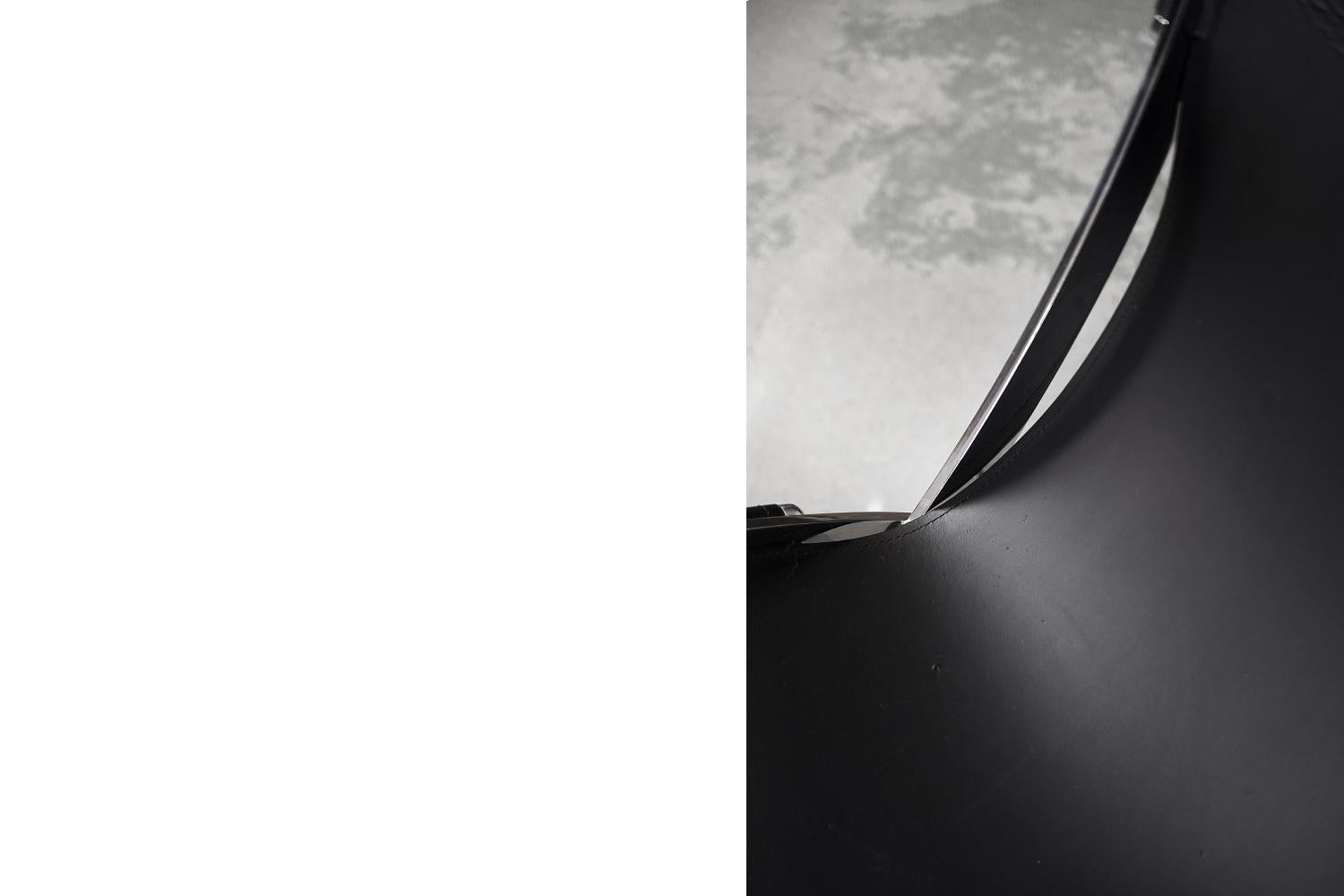 Chaise ciseaux italienne vintage en cuir intemporelle d'Antonio Citterio pour Flexform en vente 9