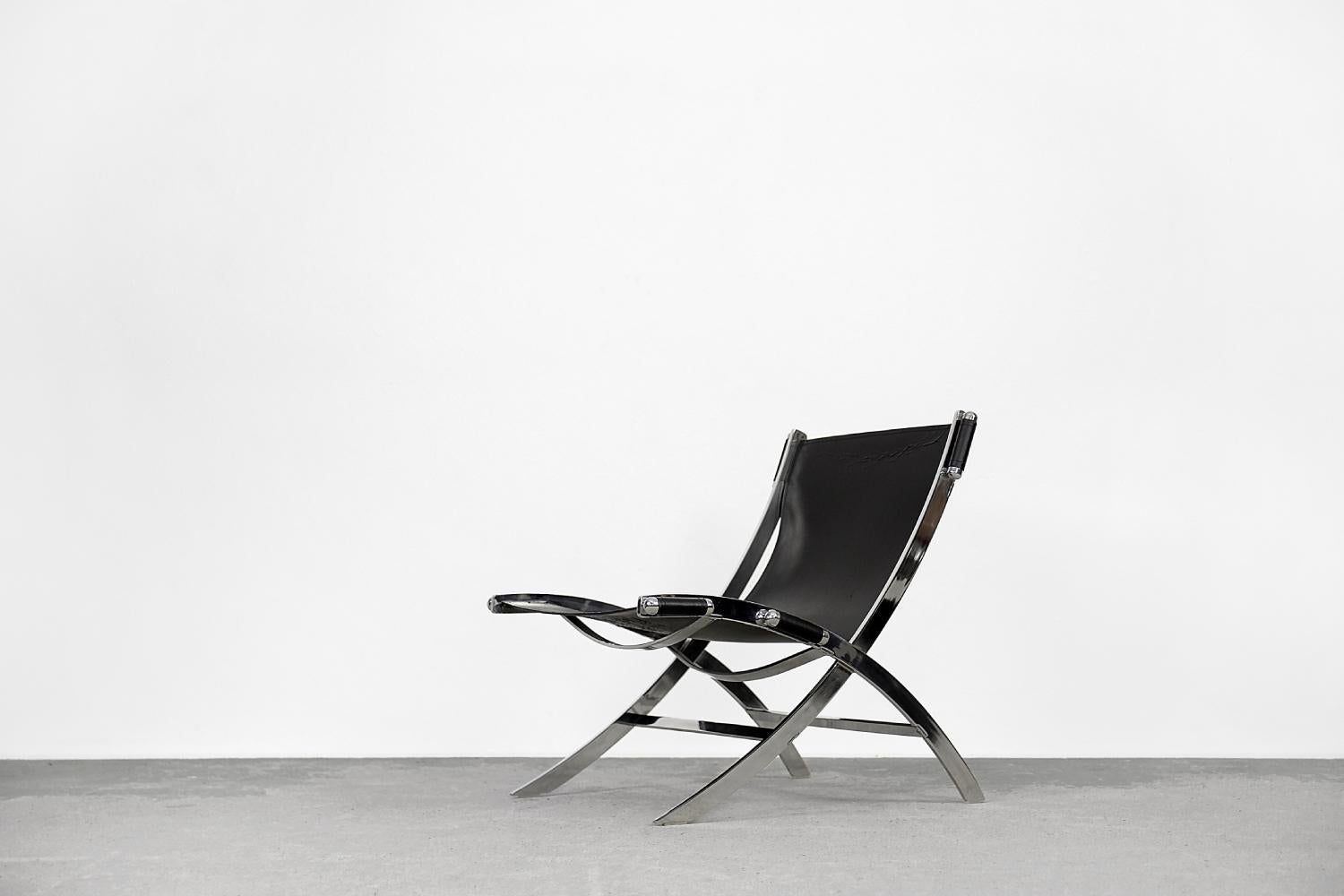 Minimalist Vintage Italian Leather Scissor Chair Timeless by Antonio Citterio for Flexform For Sale