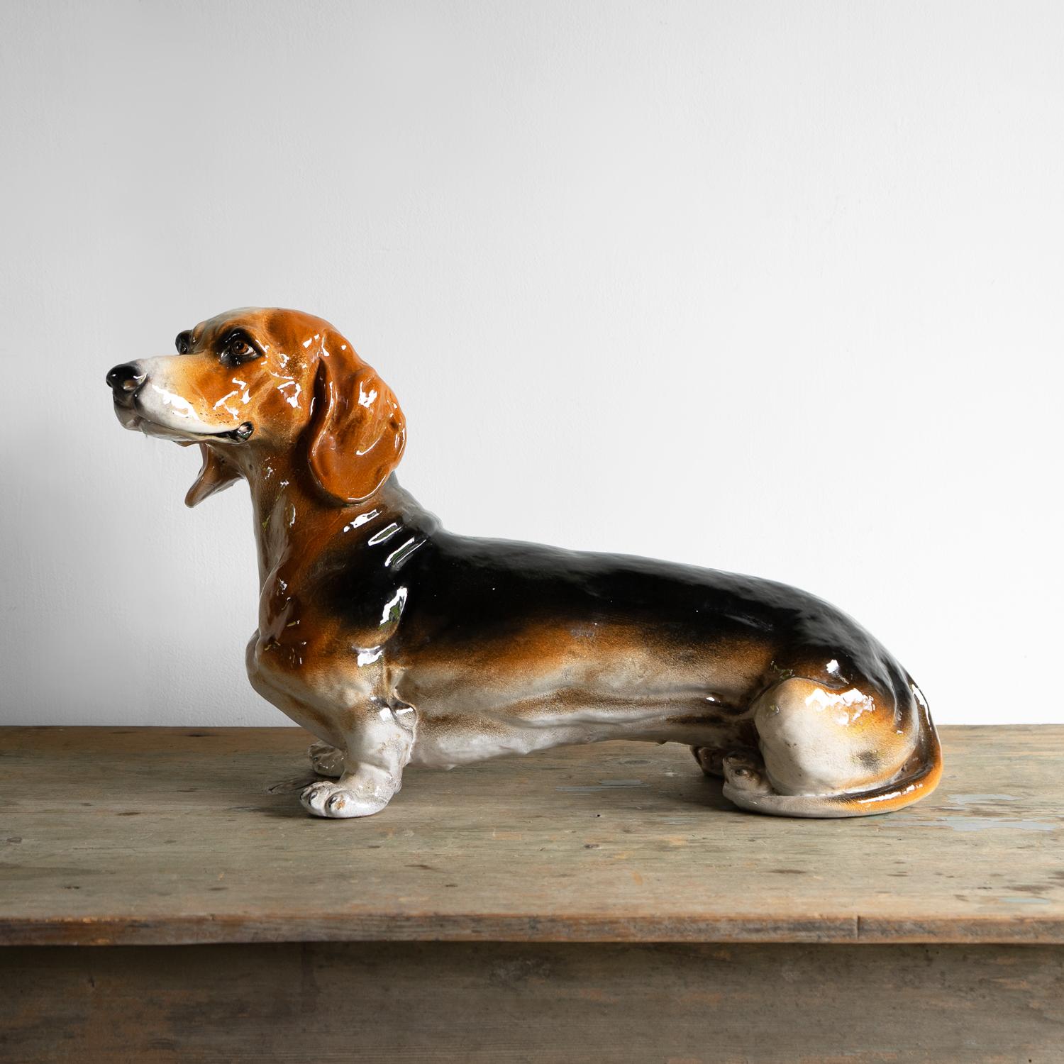 Scultura a grandezza naturale di bassotto in ceramica italiana, 1960 Mid Century Sausage Dog in vendita 4