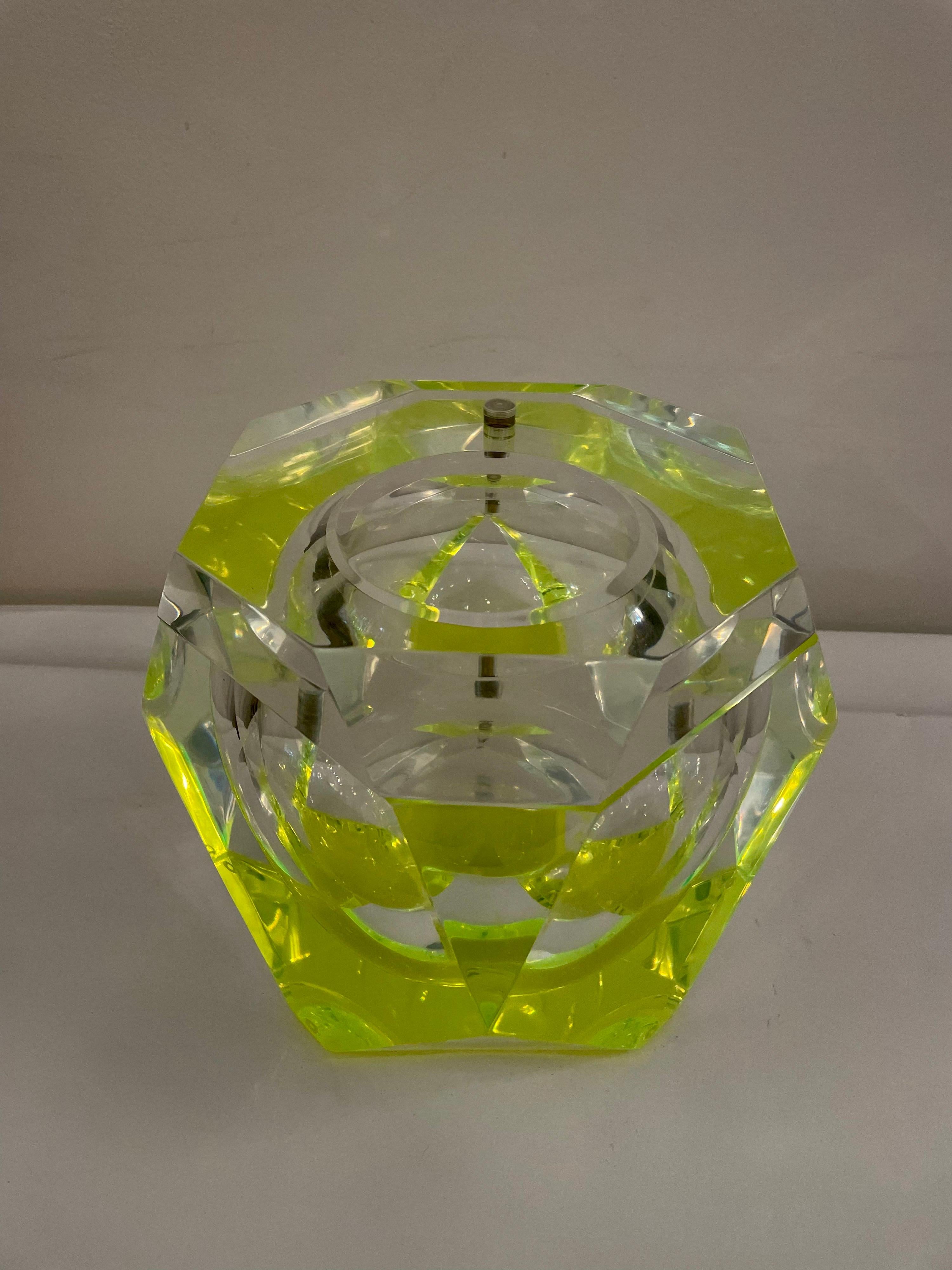 This incredible vintage Italian swivel top Lucite ice bucket with lime green infused color is a whimsical and modern.