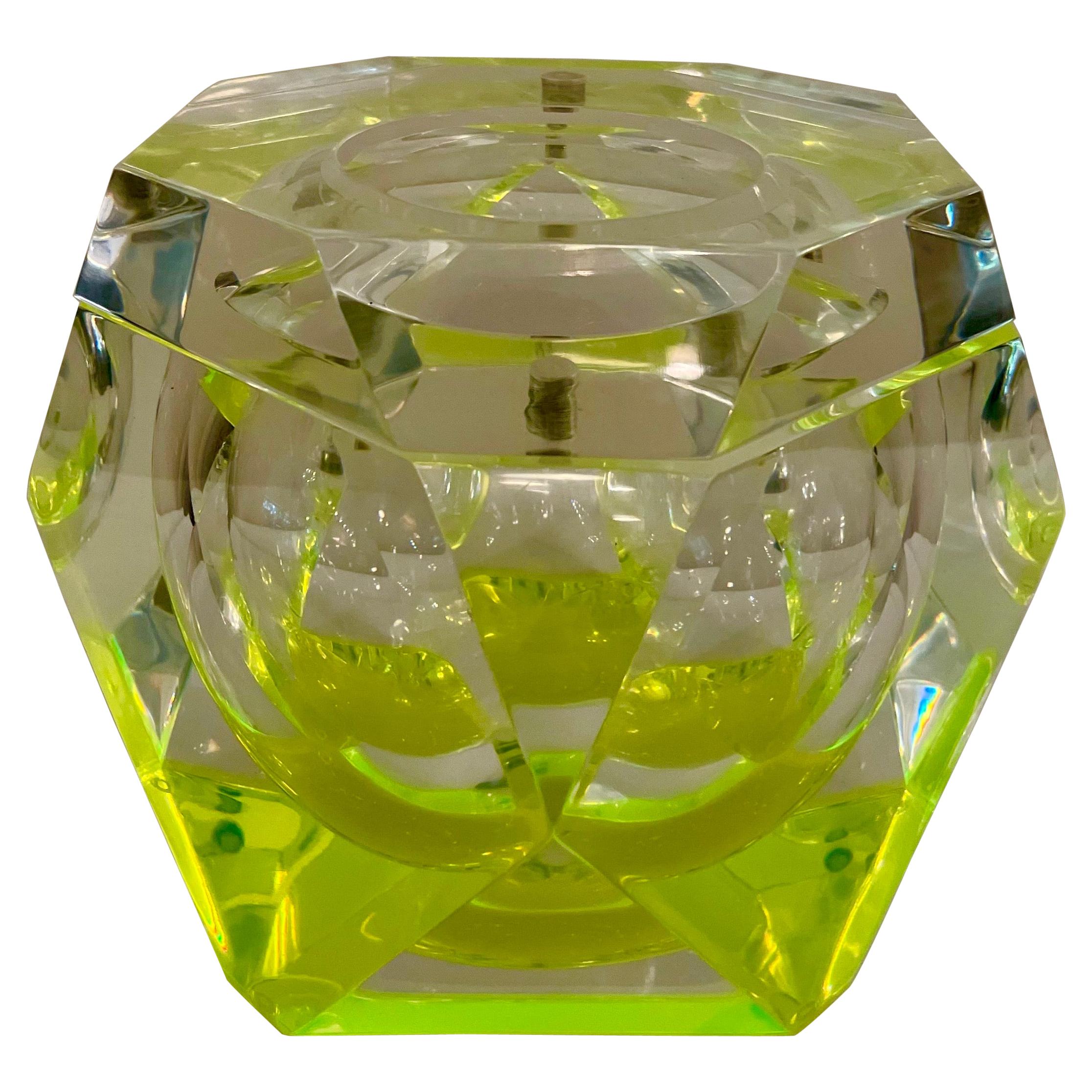 Vintage Italian Lime Green Lucite Ice Bucket, Atrrib. to Albrizzi