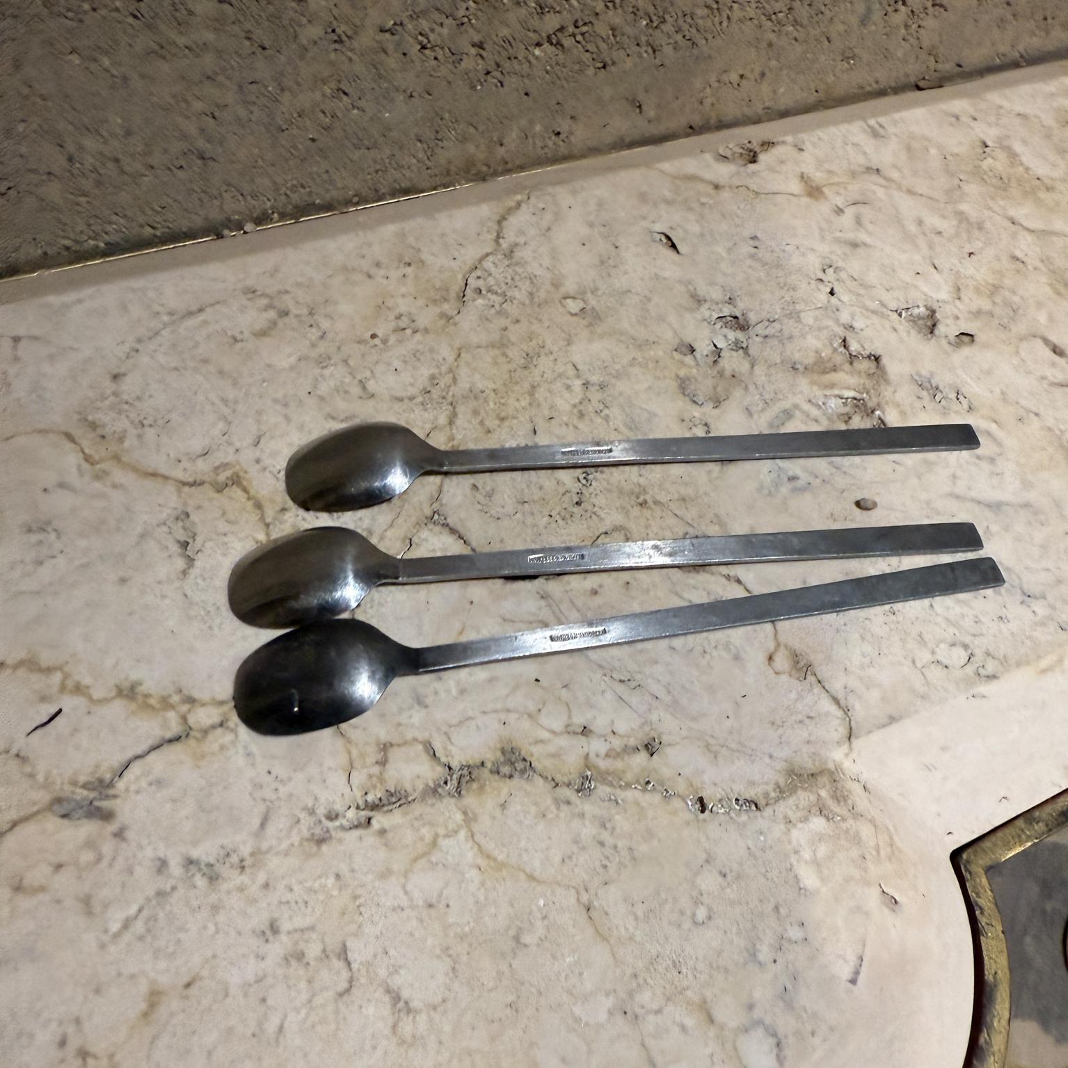20ième siècle Cuillères à thé glacé italiennes à long manche Set 3 en vente