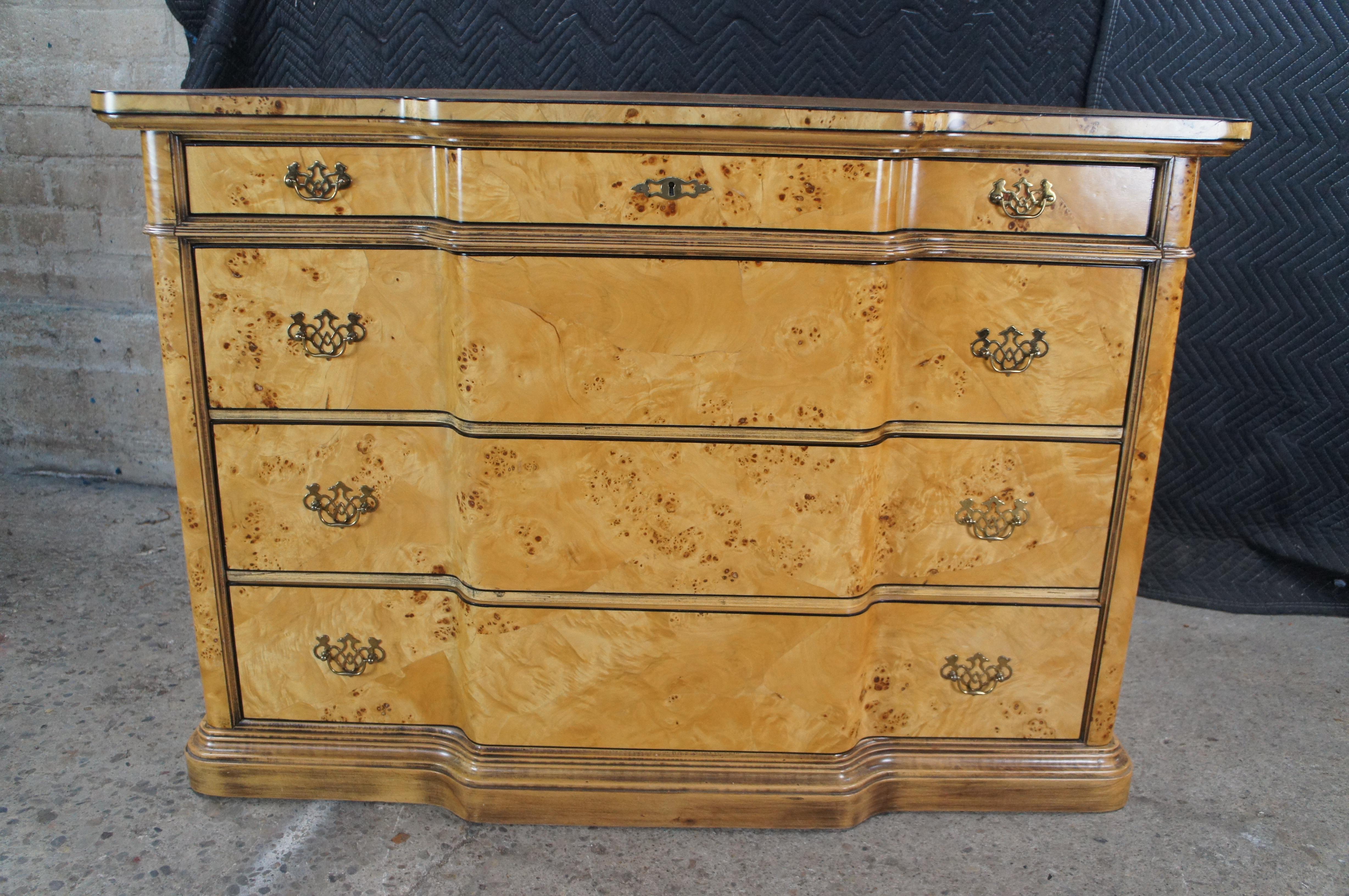 Vintage Italian Louis XVI Style Birdseye Maple Commode Chest of Drawers Console For Sale 8