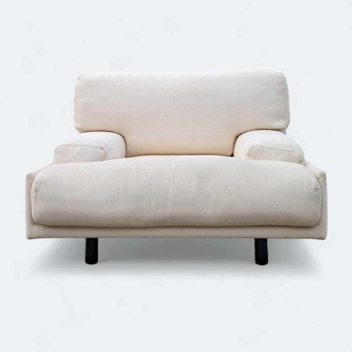 Vintage Italian Lounge Chair, Oversized, Mid Century, Modern, Minimalist, Comfy For Sale 2