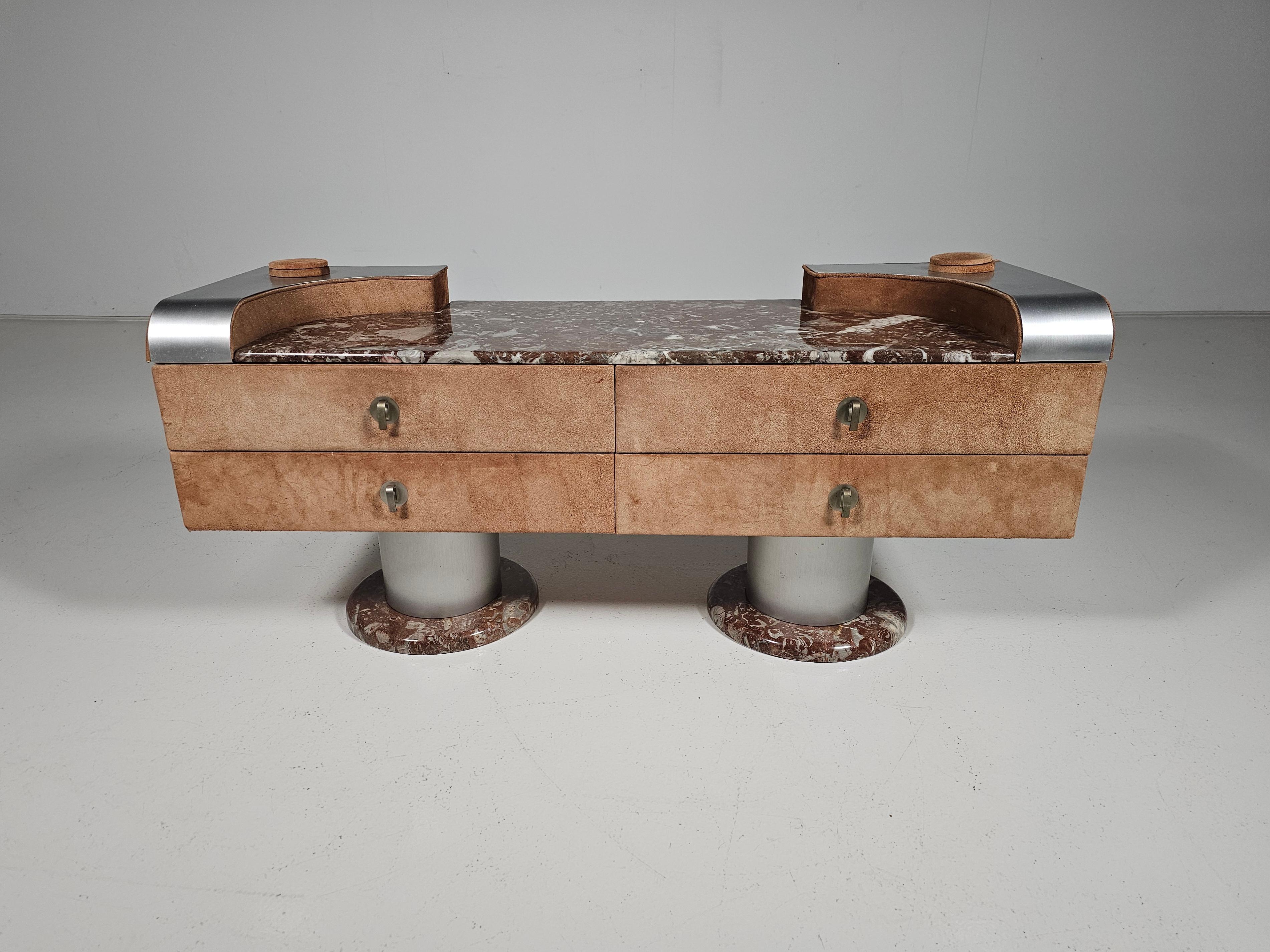 Vintage Italian lowboard made from red marble, suède & steel, 1970s en venta 9