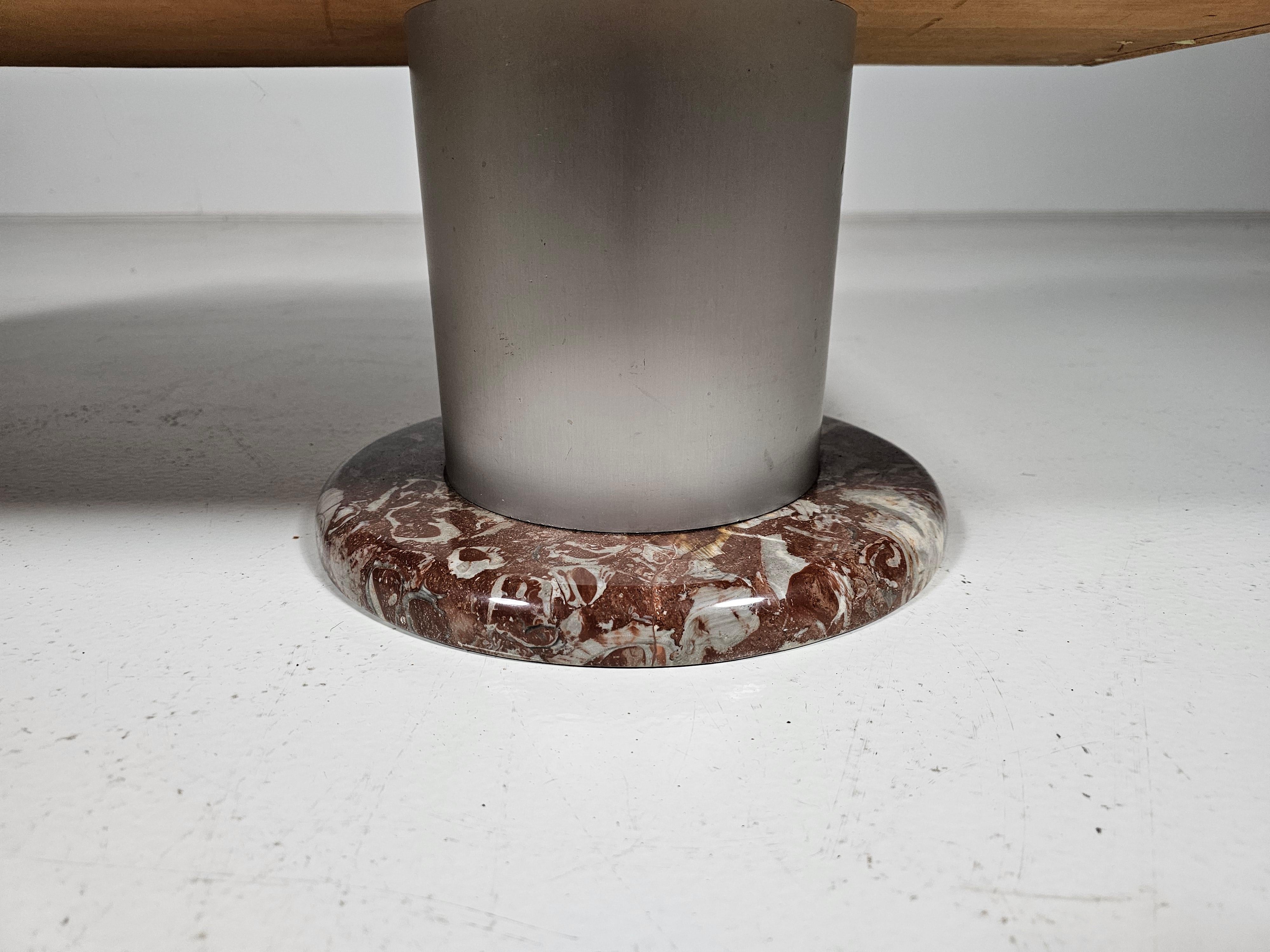 Vintage Italian lowboard made from red marble, suède & steel, 1970s Gamuza en venta