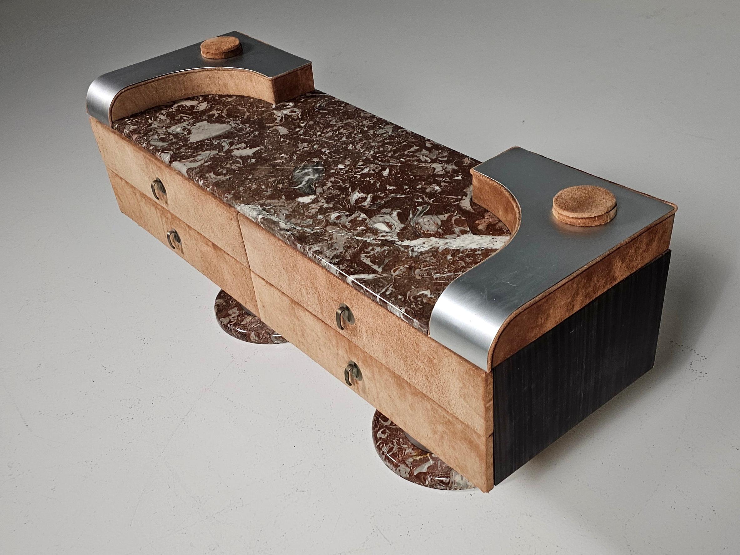 Vintage Italian lowboard made from red marble, suède & steel, 1970s en venta 2