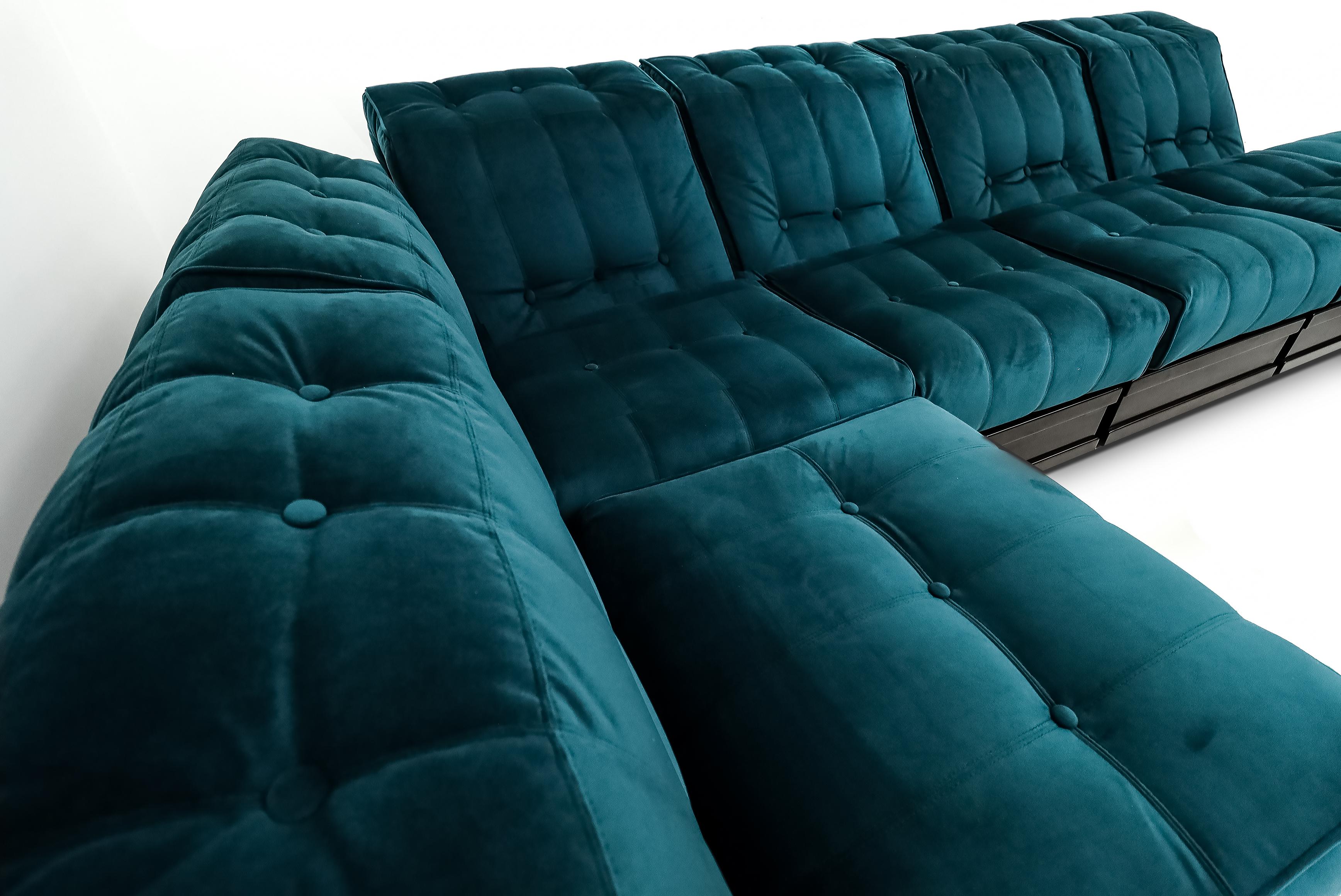 Vintage Italian Luciano Frigerio  9 piece Velvet modular Sofa with two tables 4