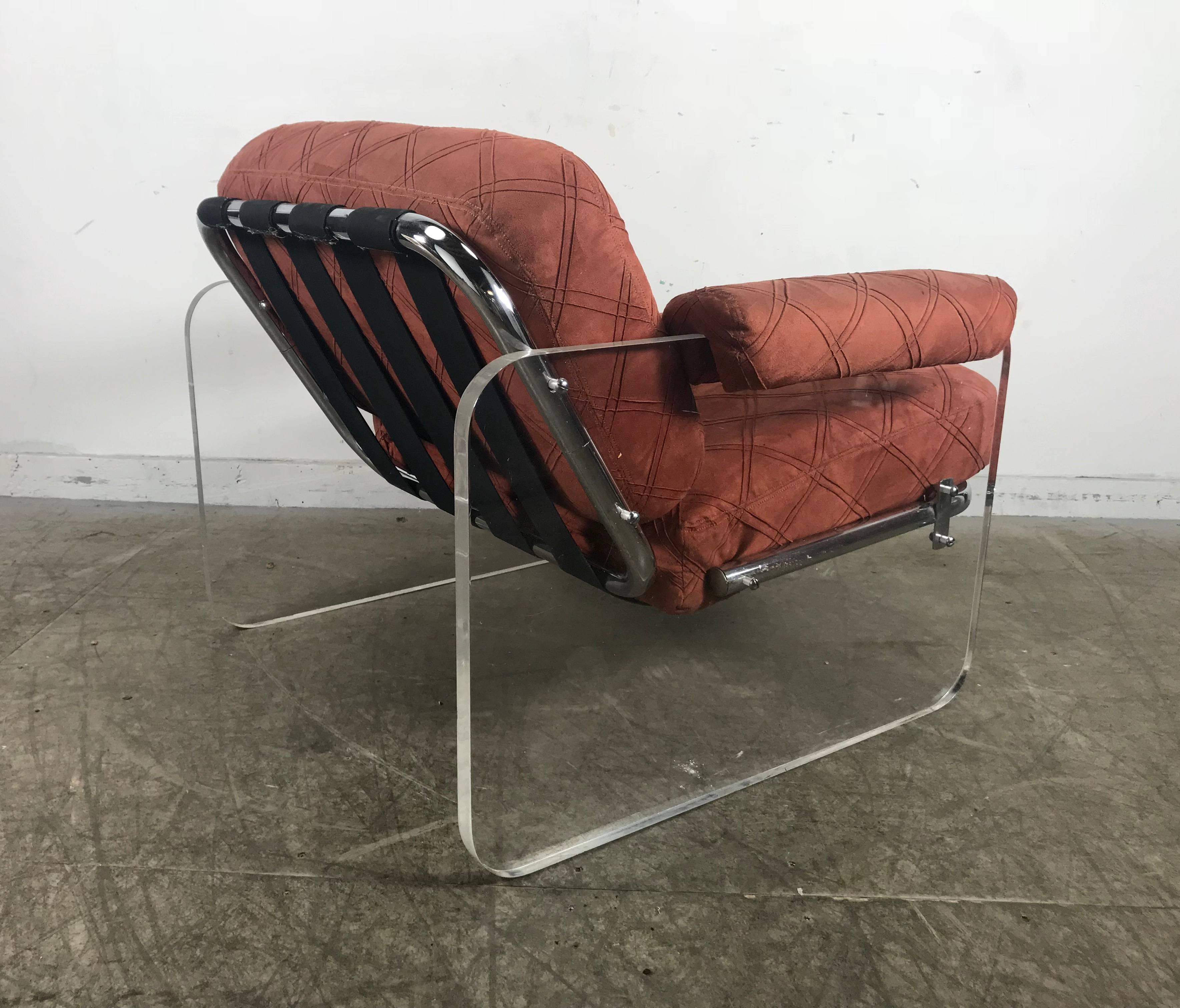 Vintage Italian Lucite Slab Sided Lounge Chair after Milo Baughman In Good Condition In Buffalo, NY