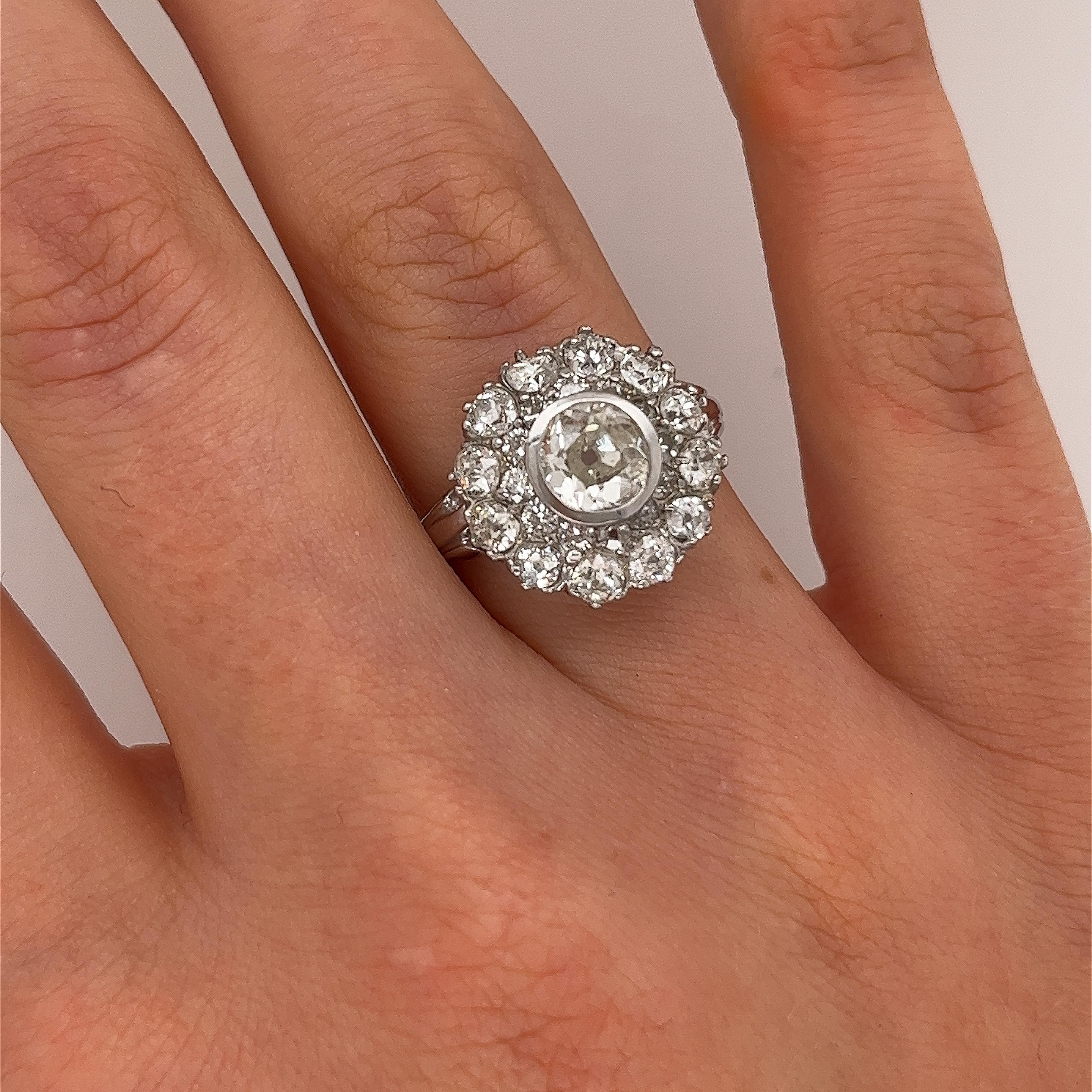 Vintage Italian Made Diamond Cluster Ring, Set With 2.37ct Victorian Diamonds For Sale 1