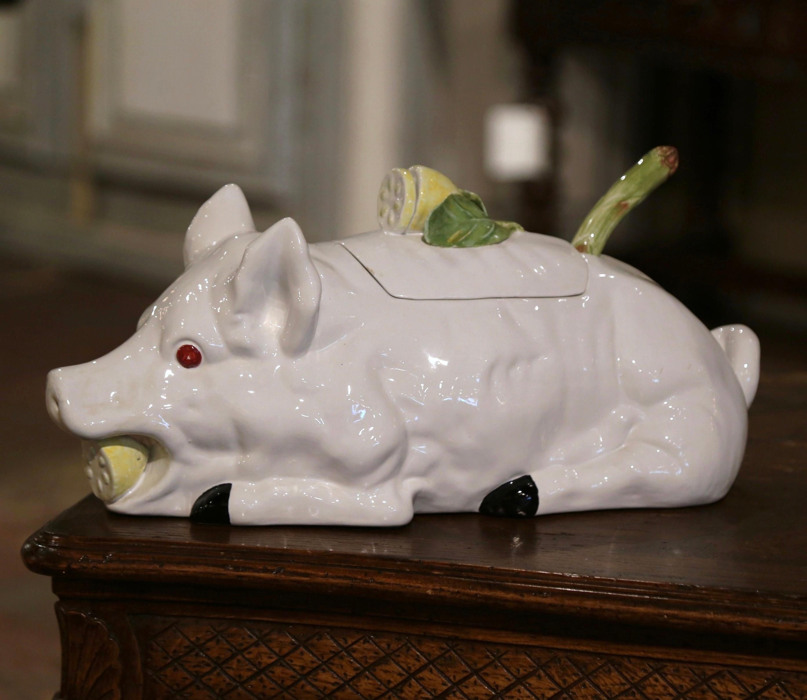 Late 20th Century Vintage Italian Majolica Porcelain Pig-Form Soup Tureen with Lid and Ladle For Sale