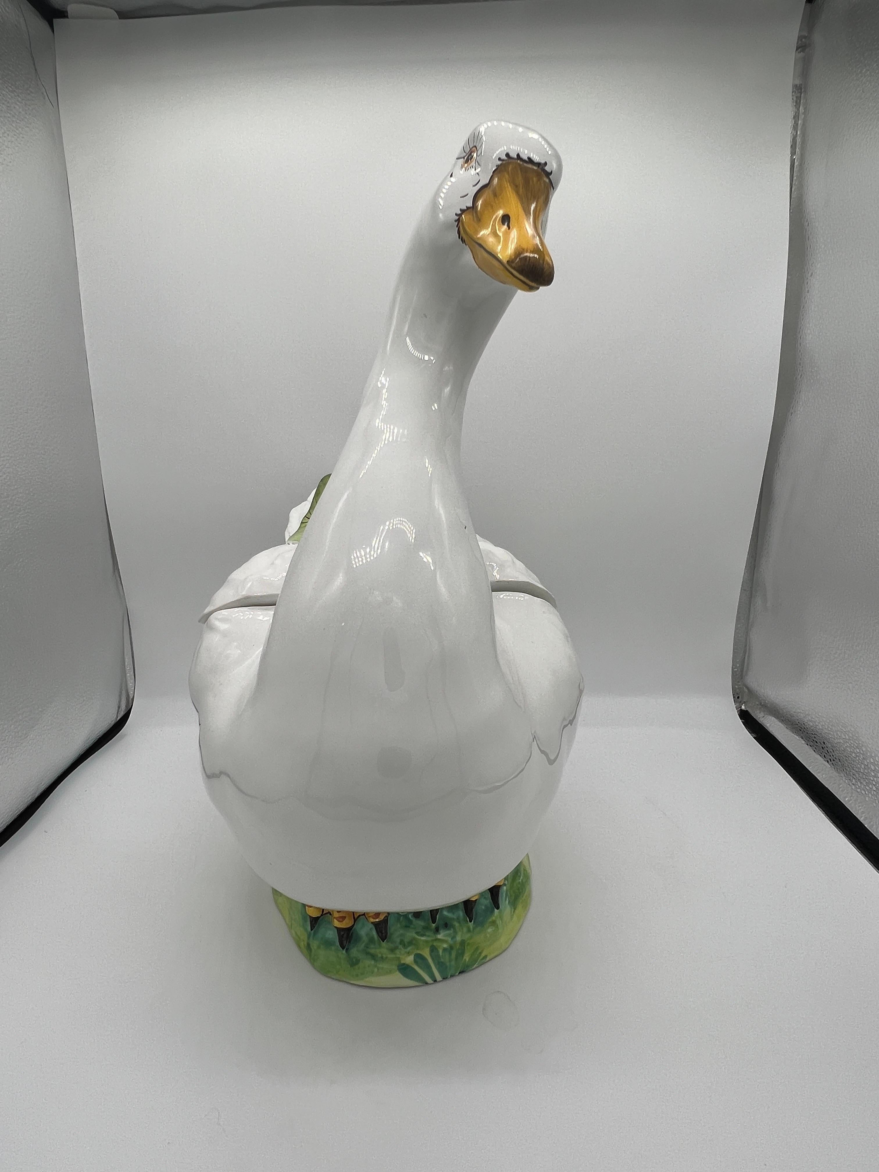 Vintage Italian Majolica Style Ceramic Goose Tureen In Good Condition In Atlanta, GA