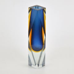 Vintage Italian Mandruzzato Blue Faceted Murano Sommerso Art Glass Vase