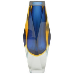 Vintage Italian Mandruzzato Blue Faceted Murano Sommerso Art Glass Vase