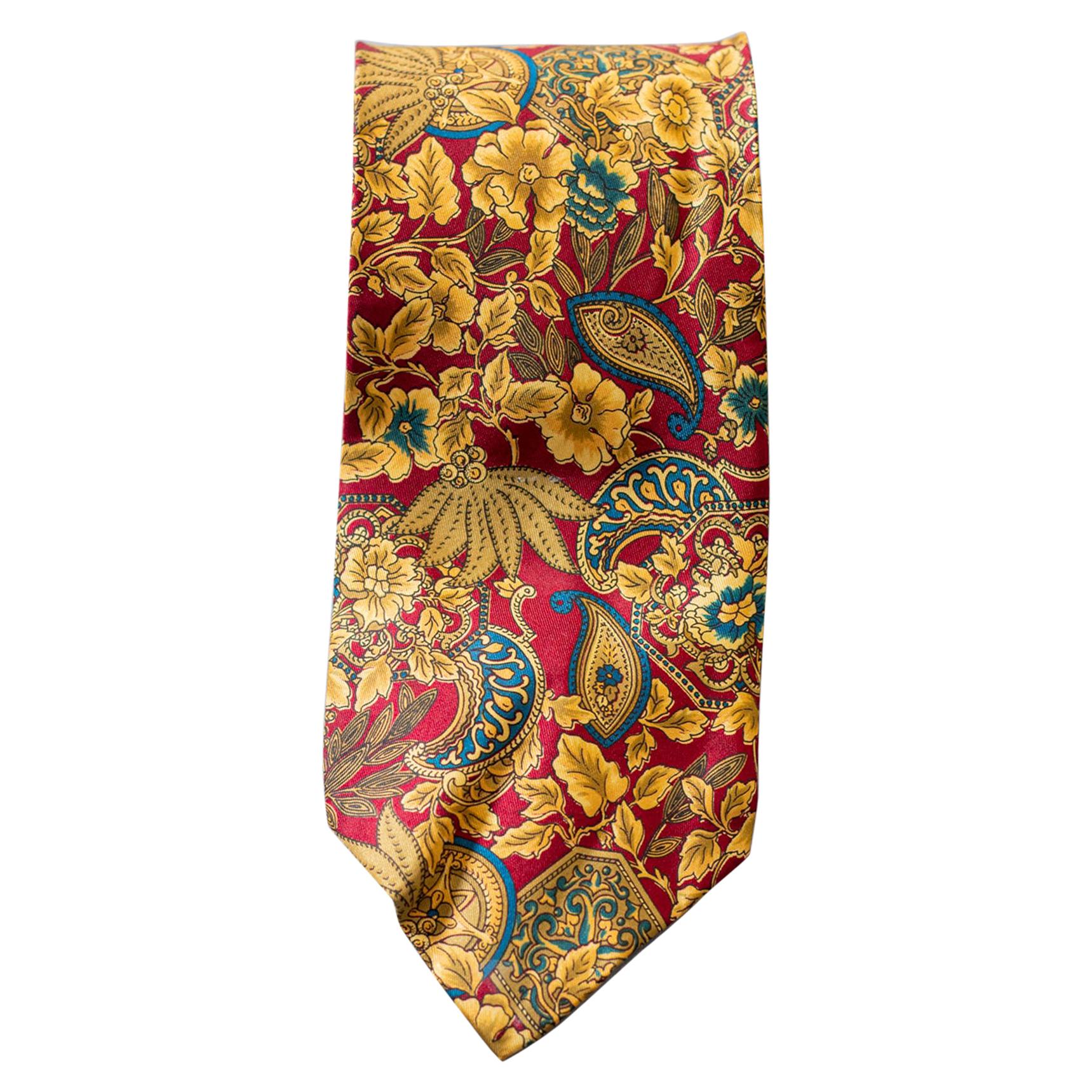 Black silk tie with gold jacquard motif