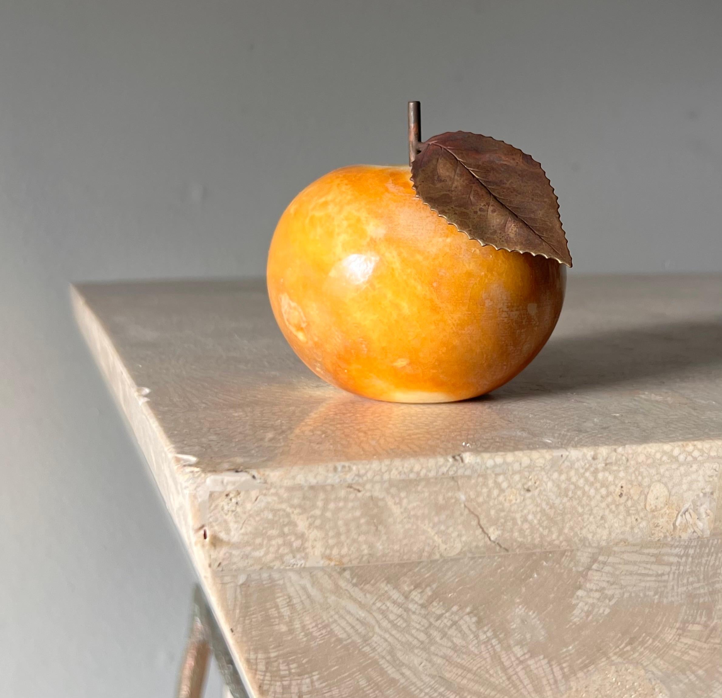 Bronze Vintage Italian marble alabaster apple with bronze leaf, by Ducceschi, 20th c For Sale