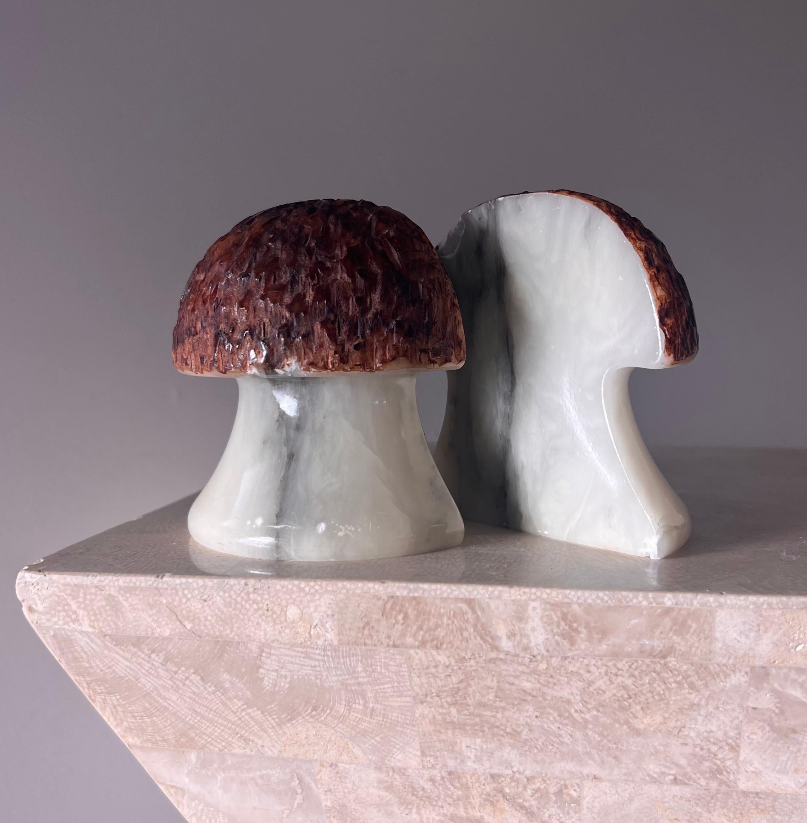 Hand-Carved Vintage Italian marble alabaster mushroom bookends, 1960s