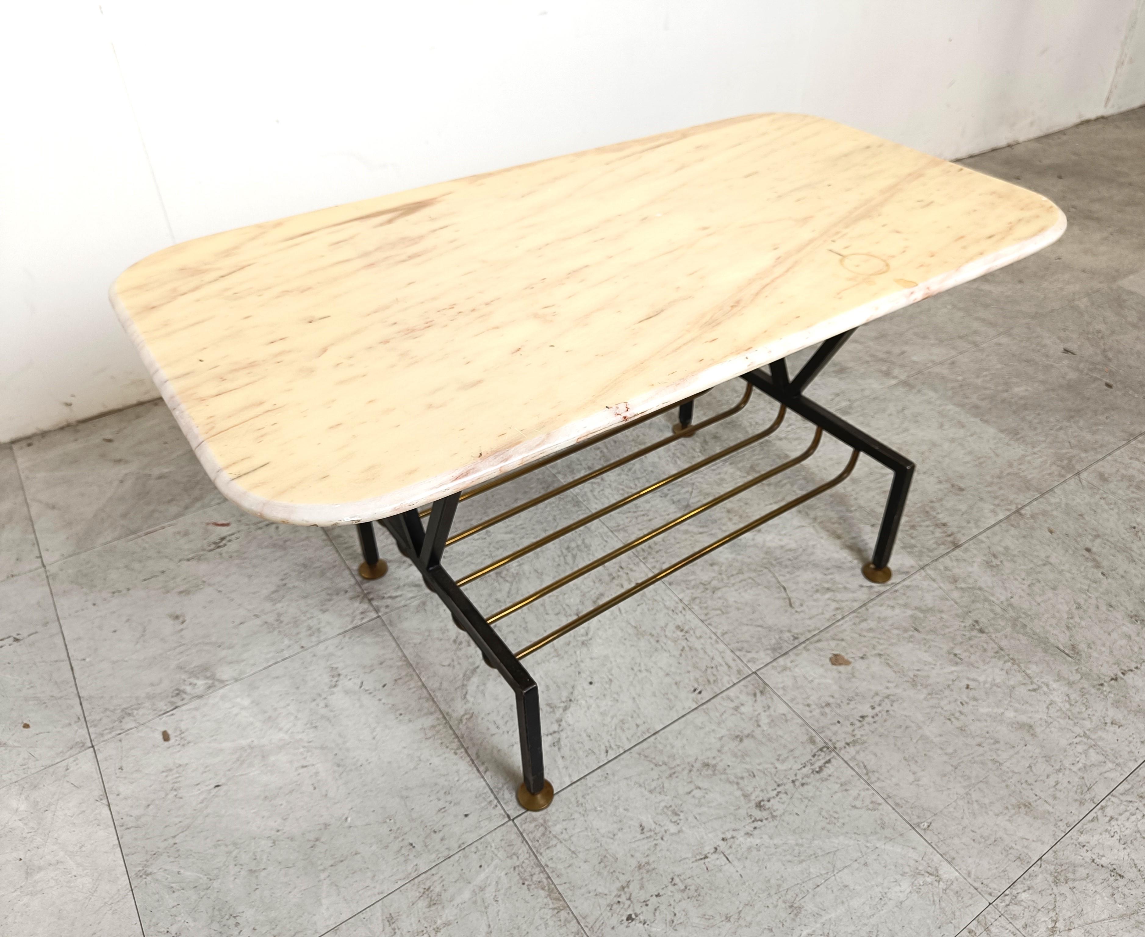 Vintage italian marble coffee table, 1950s In Good Condition For Sale In HEVERLEE, BE