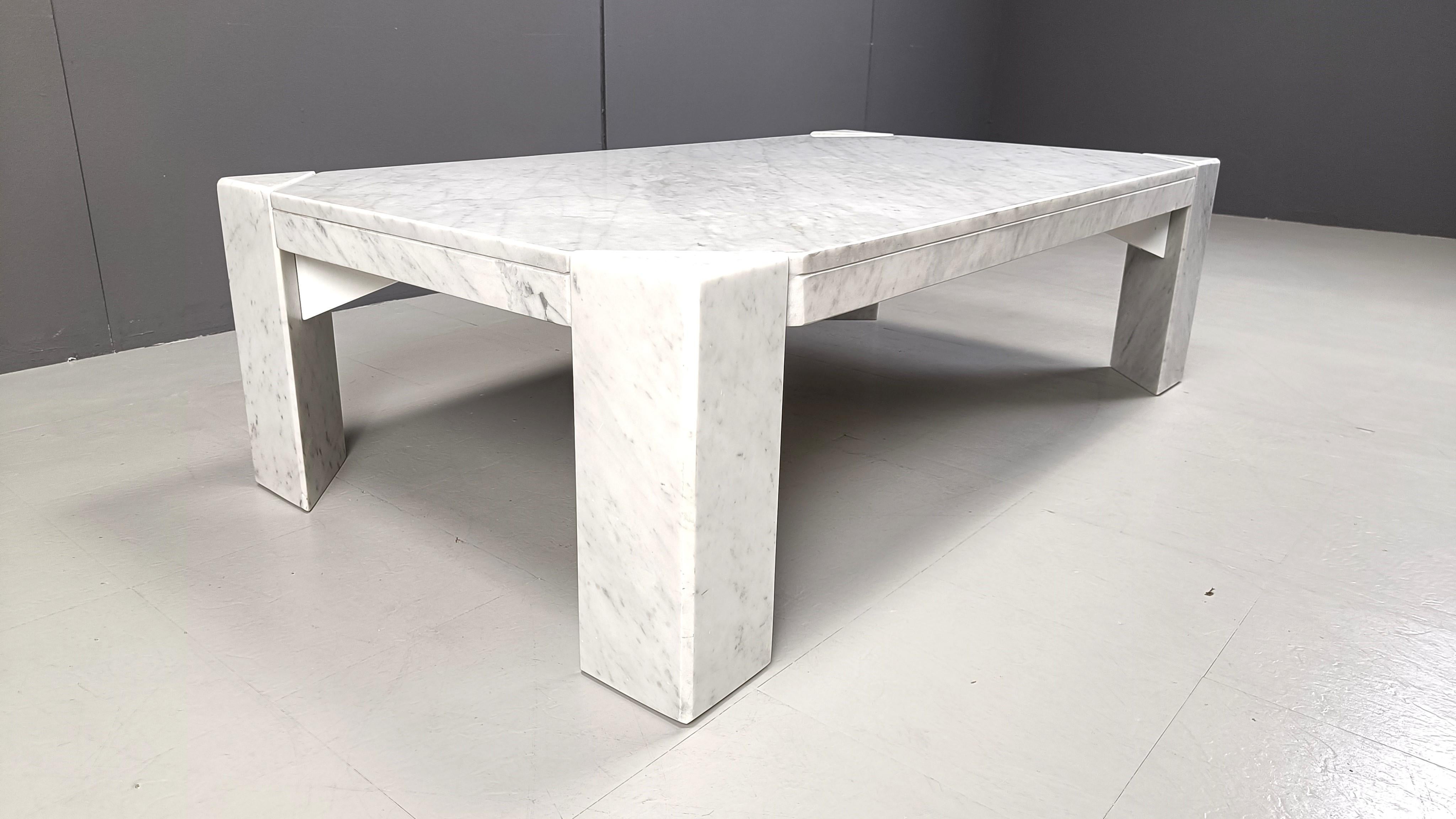 Table basse italienne vintage en marbre, années 1970 en vente 5