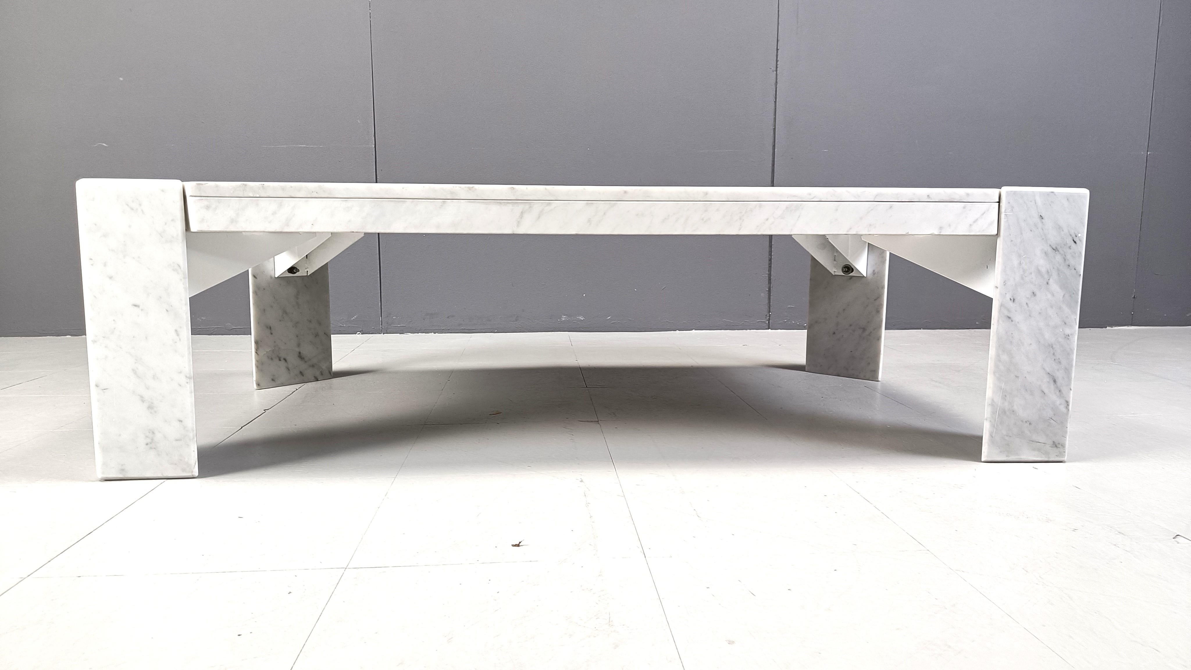 Marbre Table basse italienne vintage en marbre, années 1970 en vente