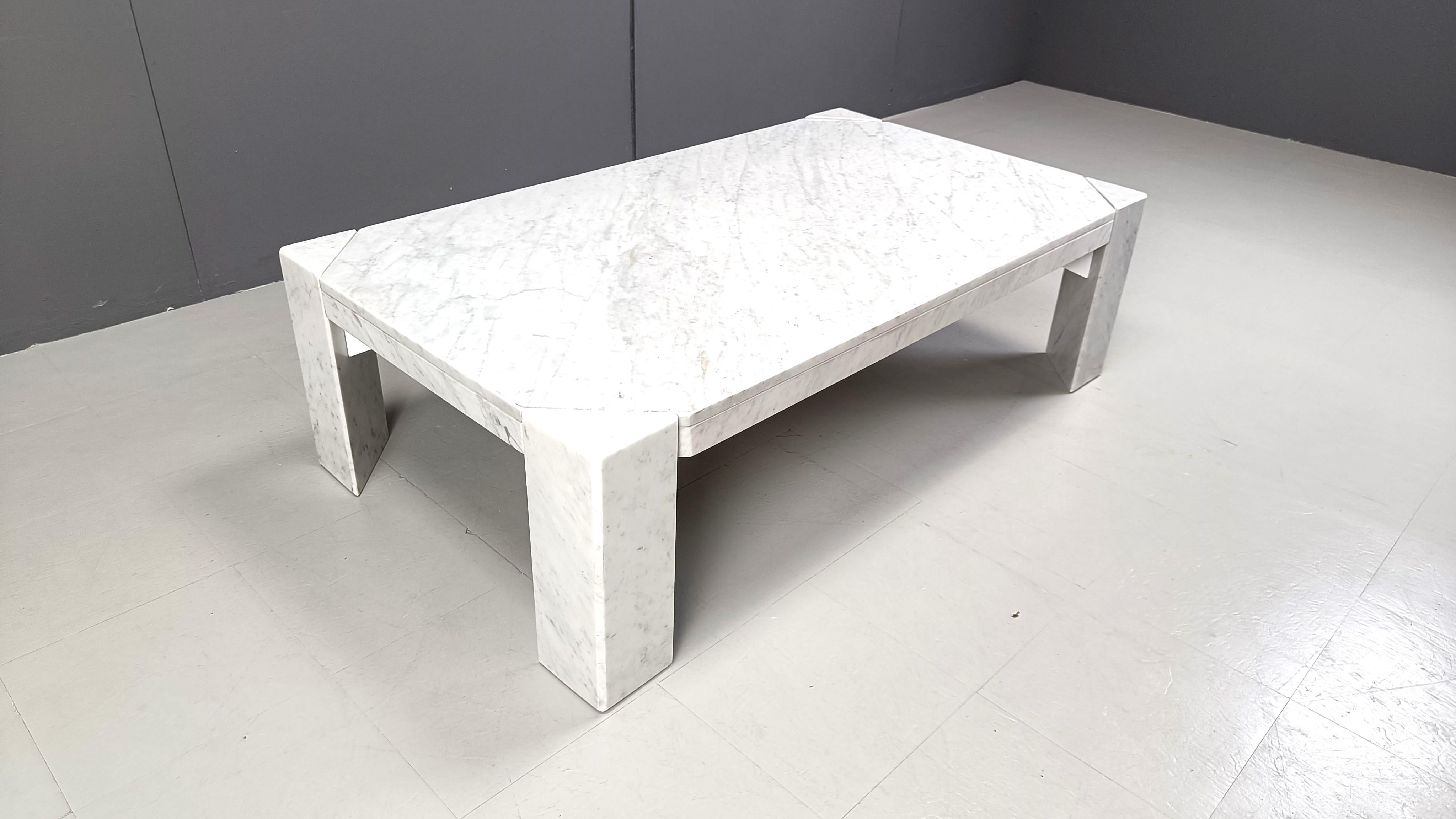 Table basse italienne vintage en marbre, années 1970 en vente 3