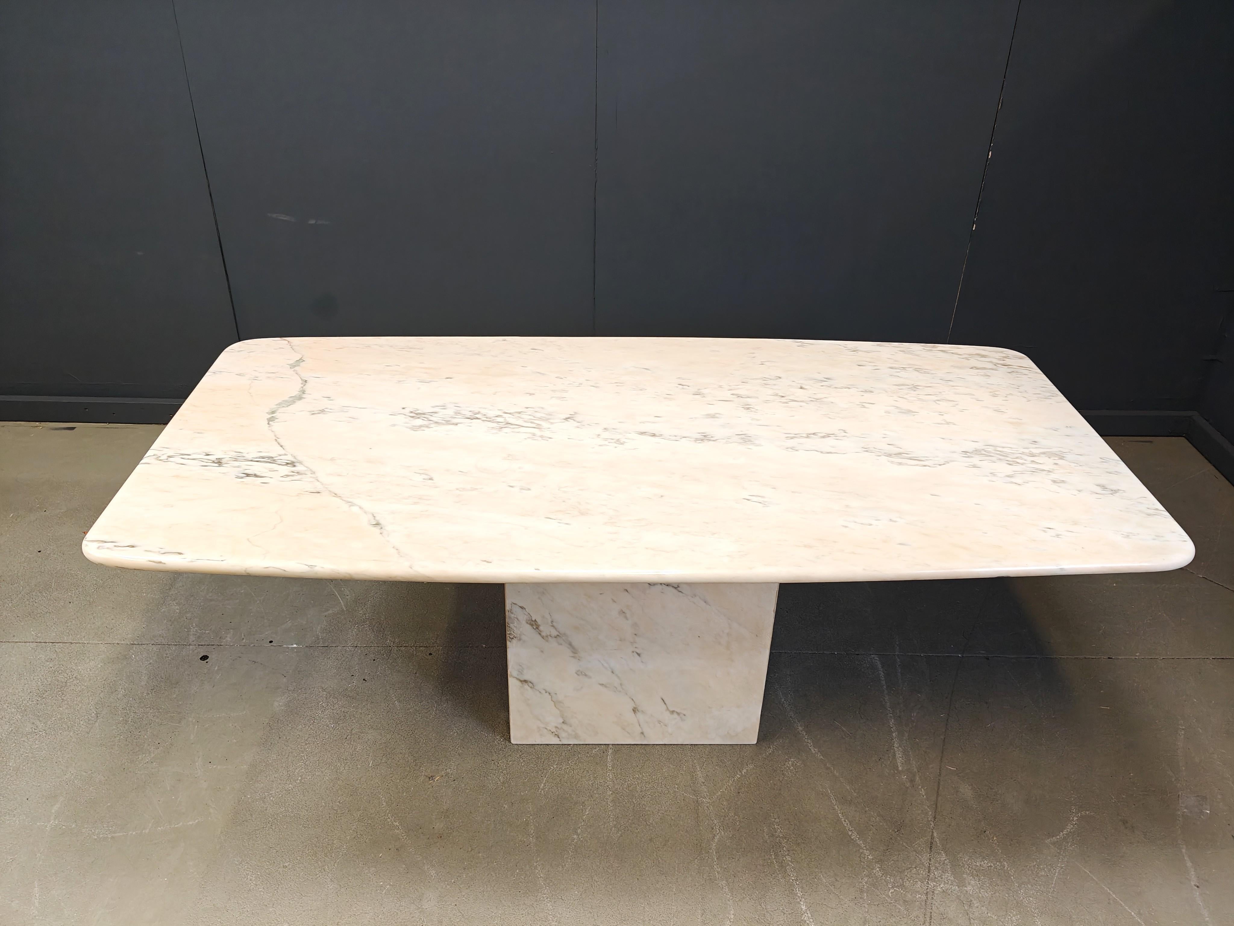 Table de salle à manger vintage en marbre italien, 1970 en vente 7