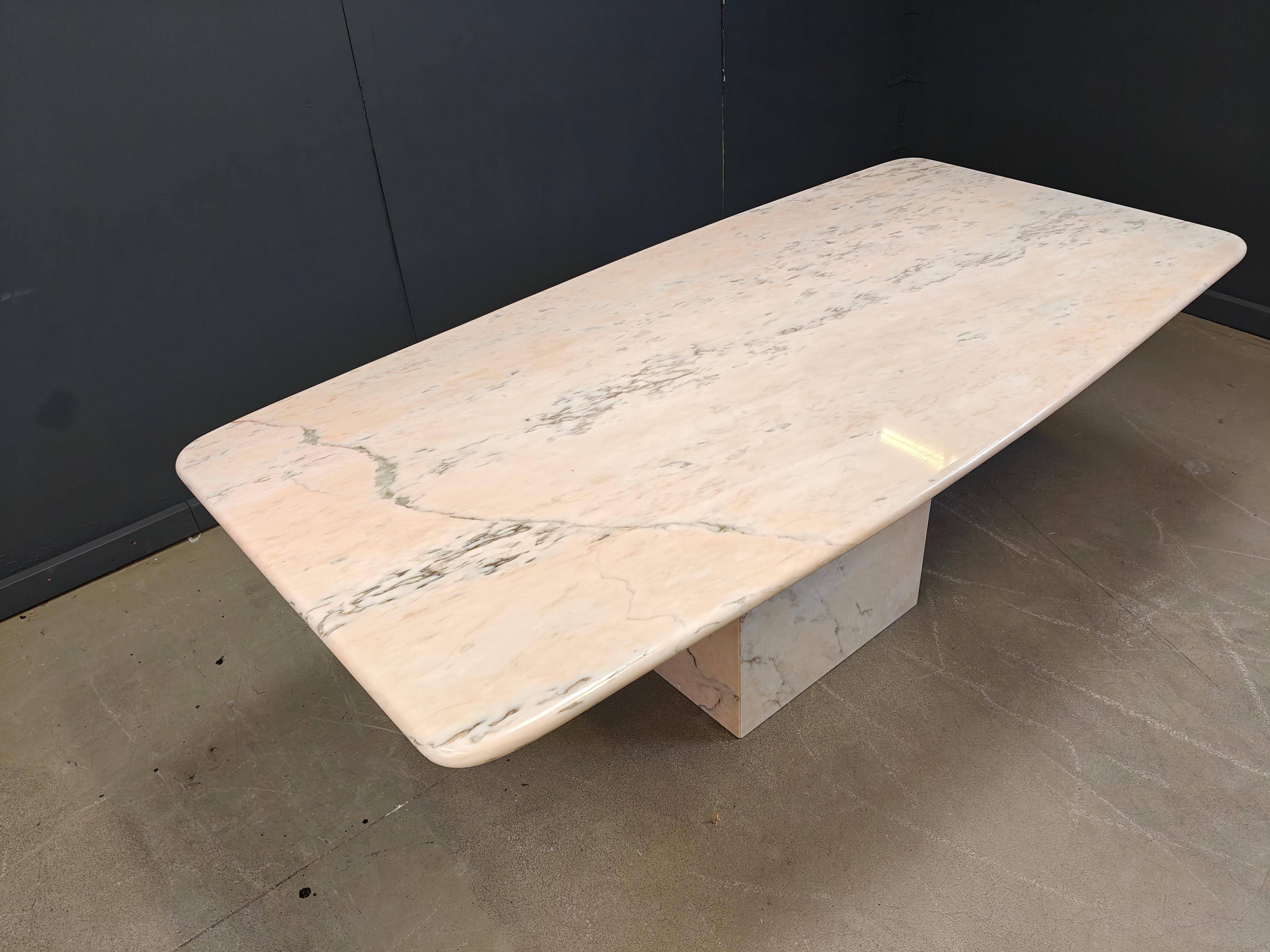 Table de salle à manger vintage en marbre italien, 1970 en vente 1