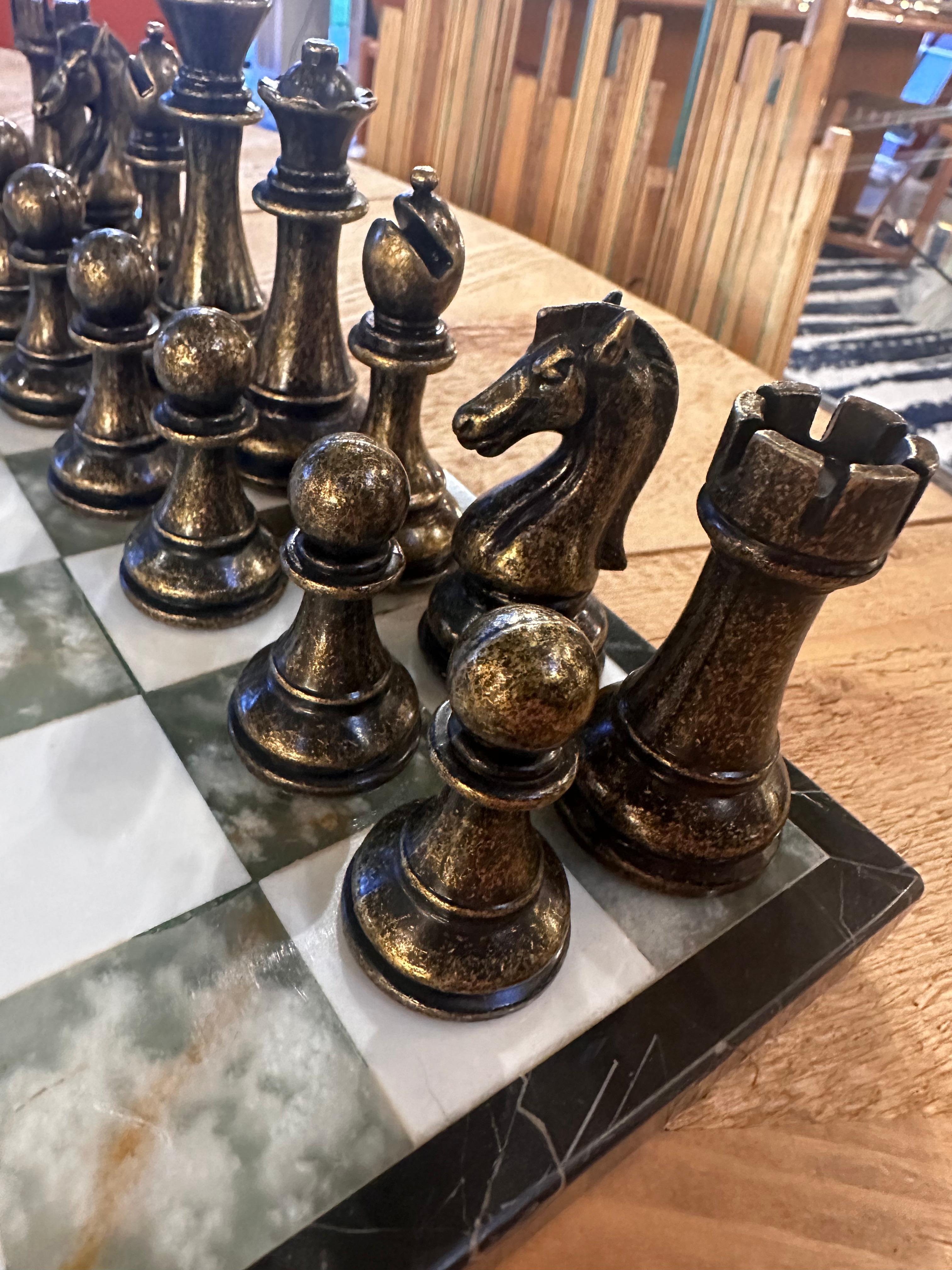 Vintage Italienischer Marmor Großes Schachspiel 1980er (Moderne der Mitte des Jahrhunderts) im Angebot