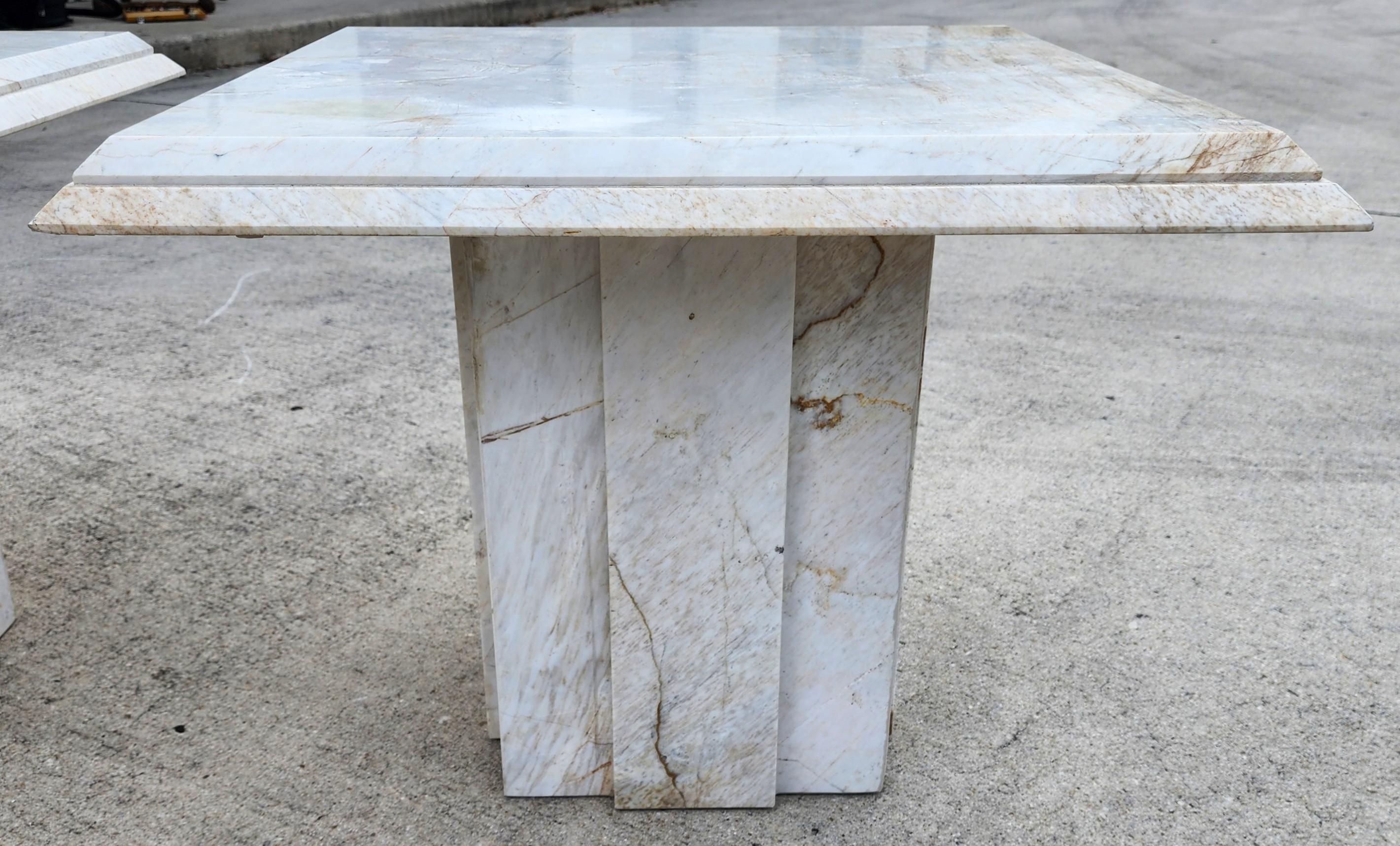 Vintage Italienische Marmor Beistelltische Paar im Angebot 4