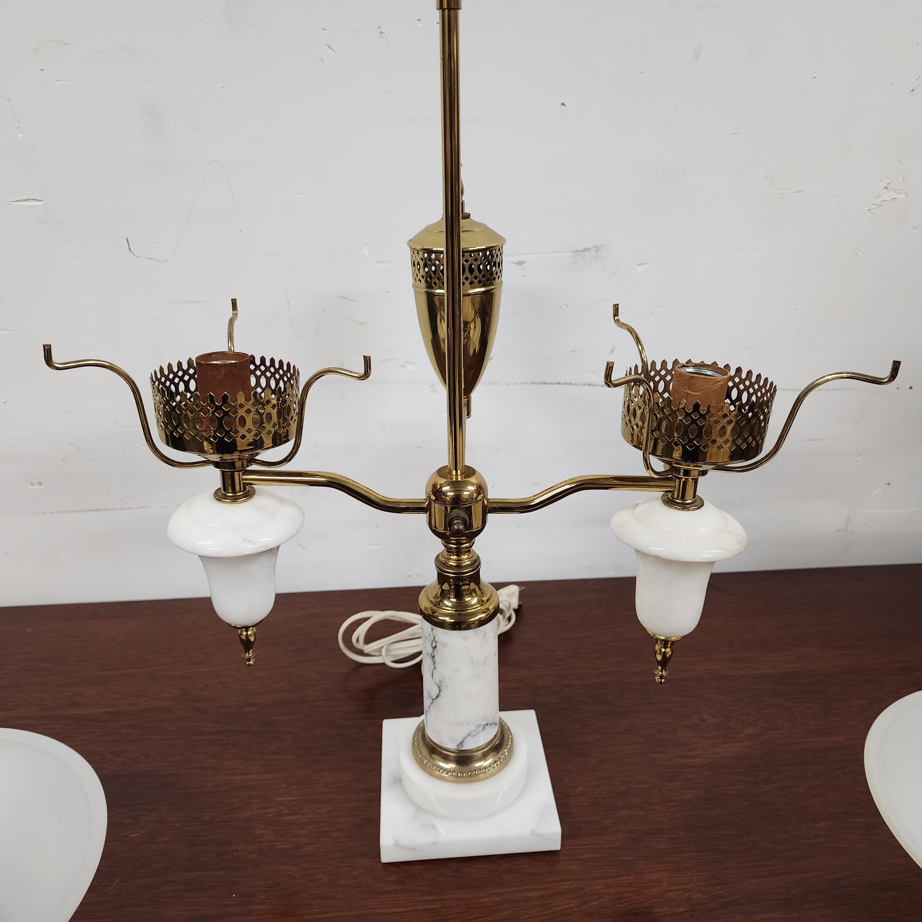 Lampada da tavolo per studenti in marmo vintage Italian Lamp in vendita 3