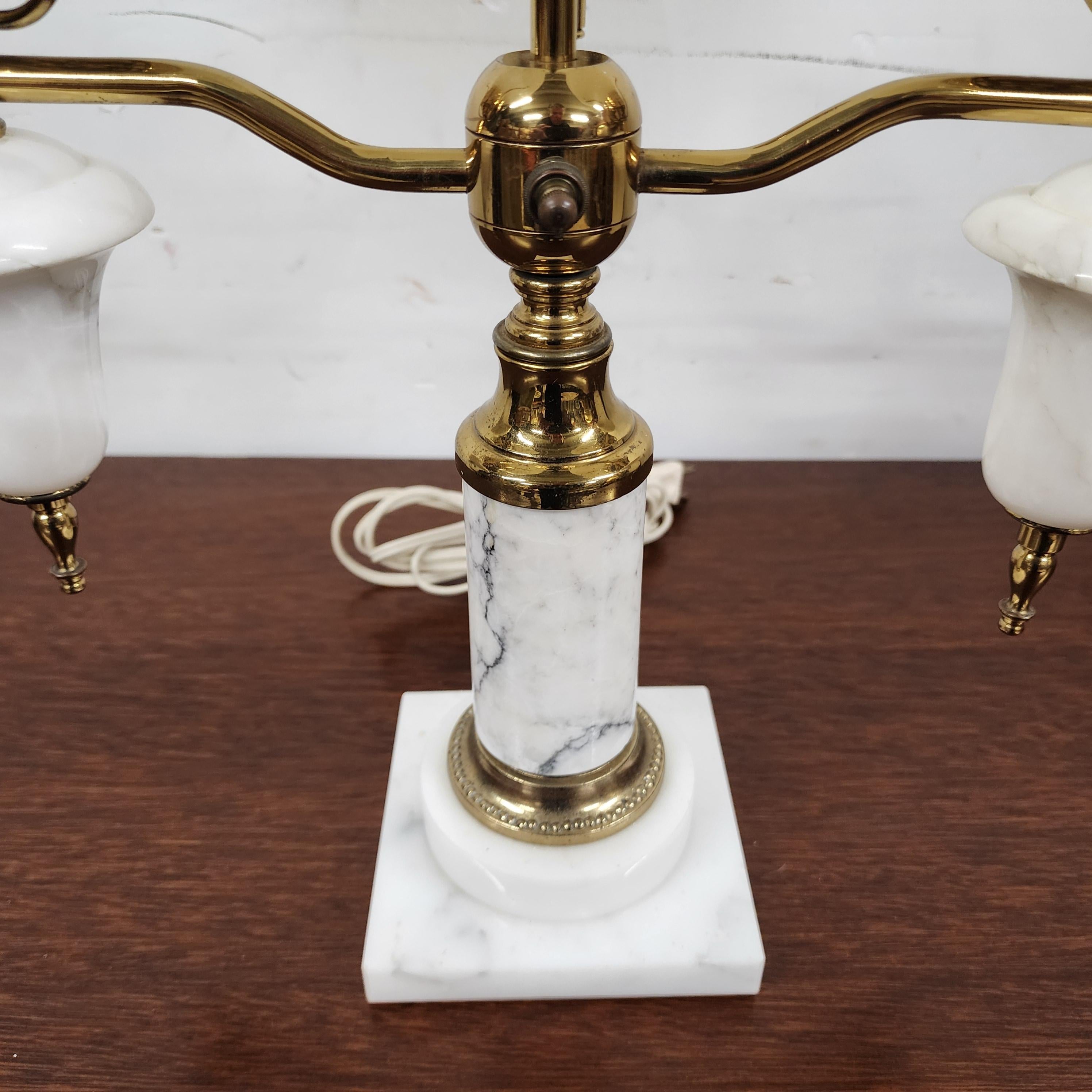 Lampada da tavolo per studenti in marmo vintage Italian Lamp in vendita 4